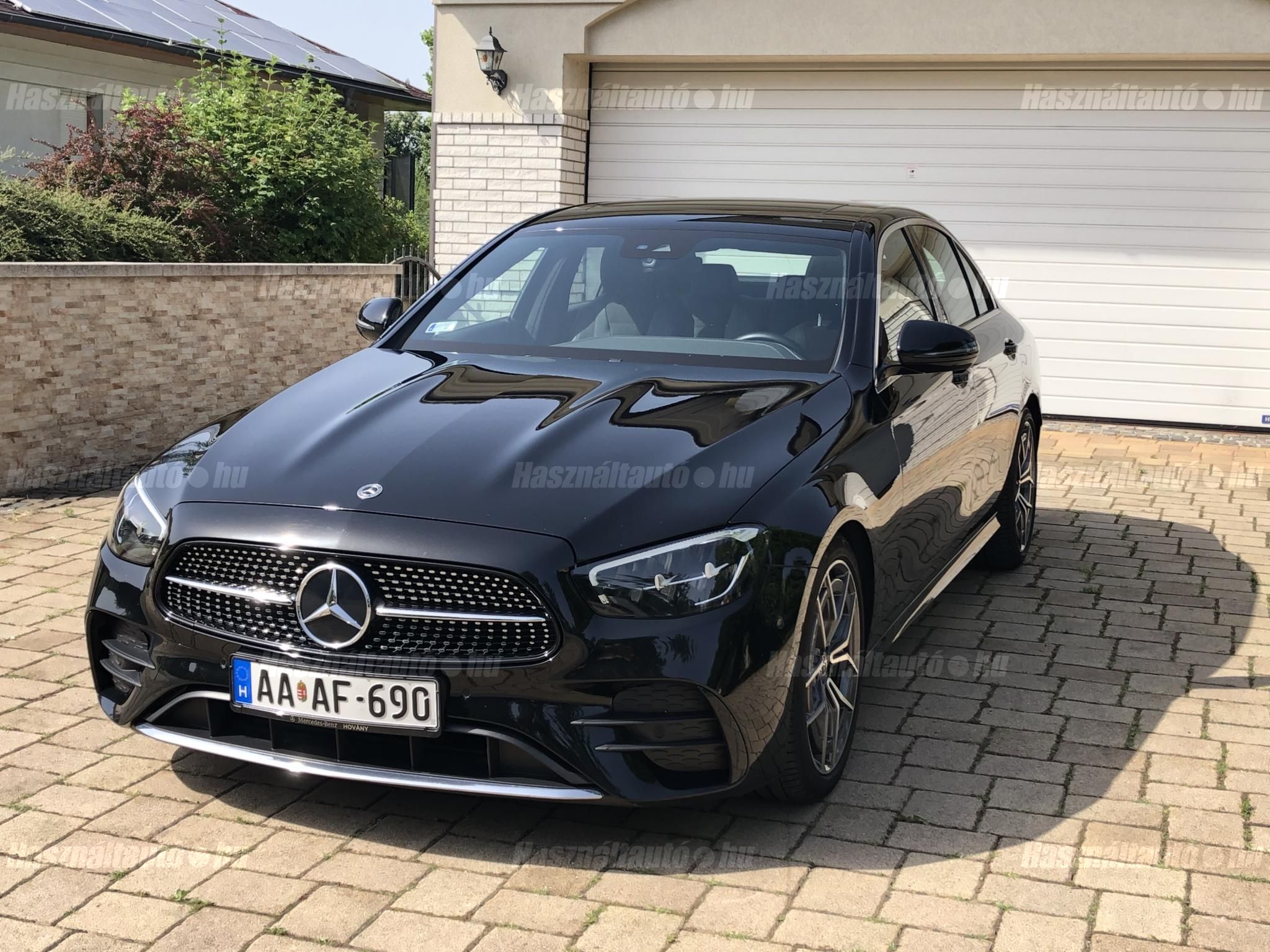 MERCEDES-BENZ E 220 2021/11 - 1