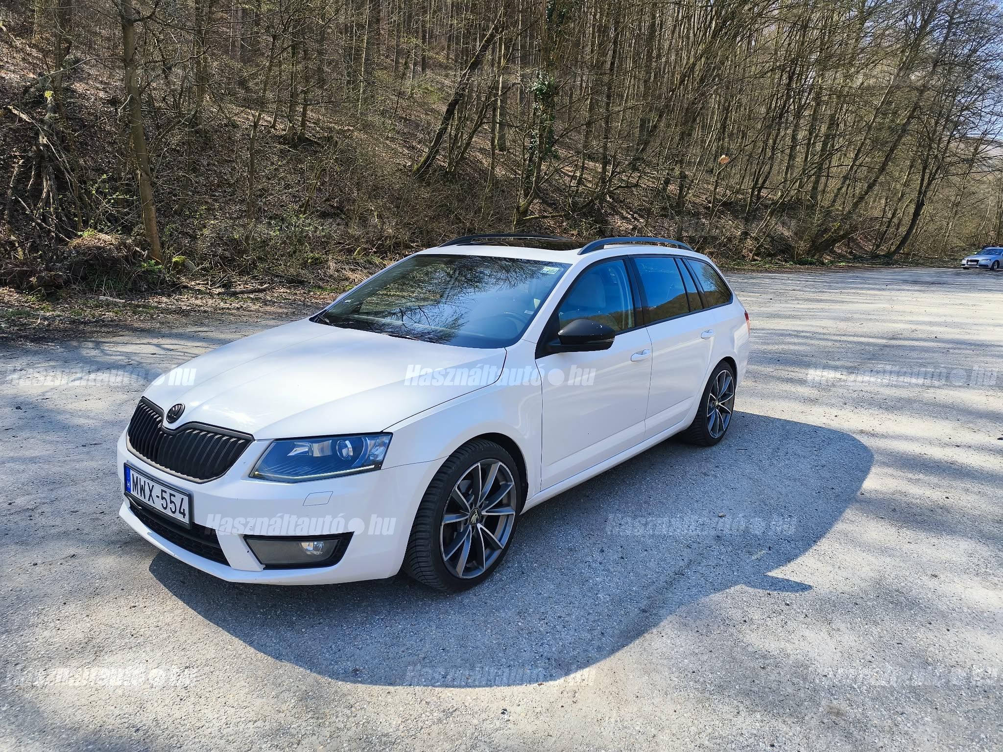 SKODA OCTAVIA 2014/10 - 1