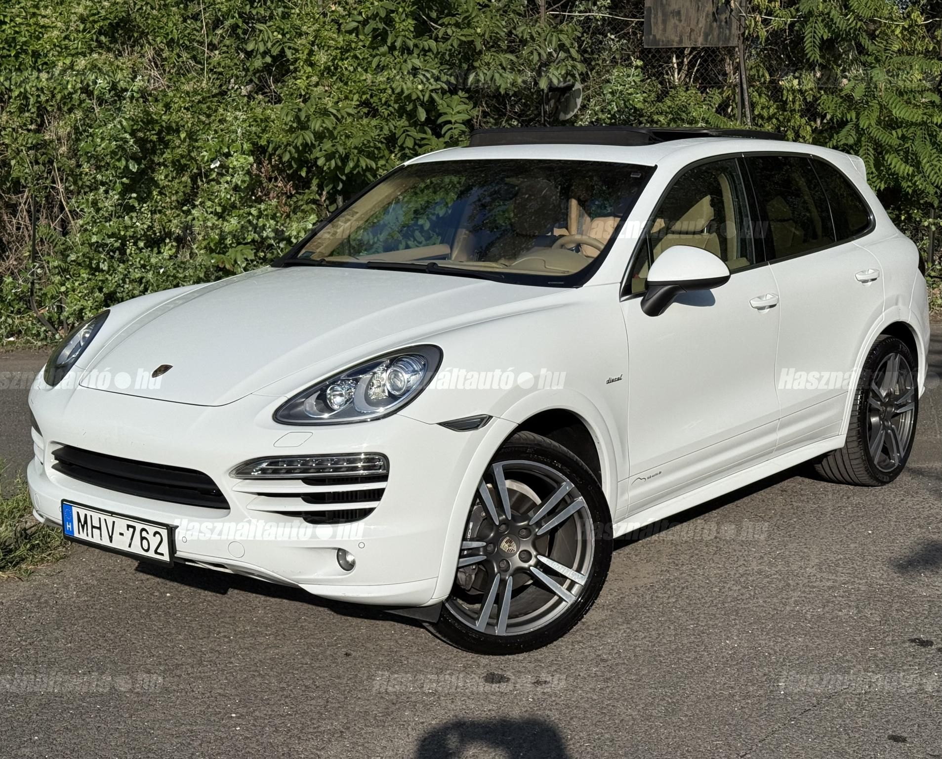 PORSCHE CAYENNE 2012/4 - 1