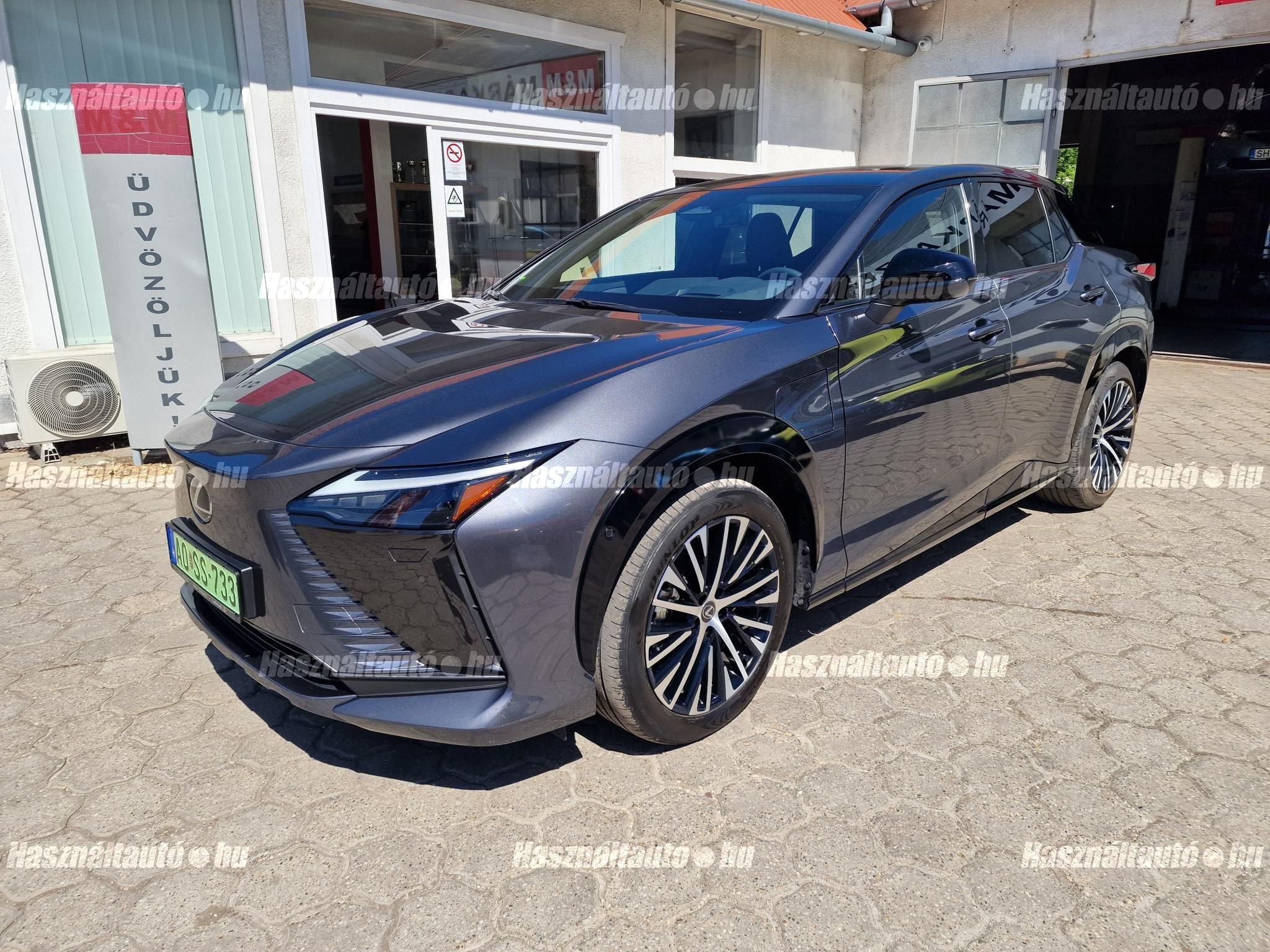 LEXUS RZ 2023/8 - 1