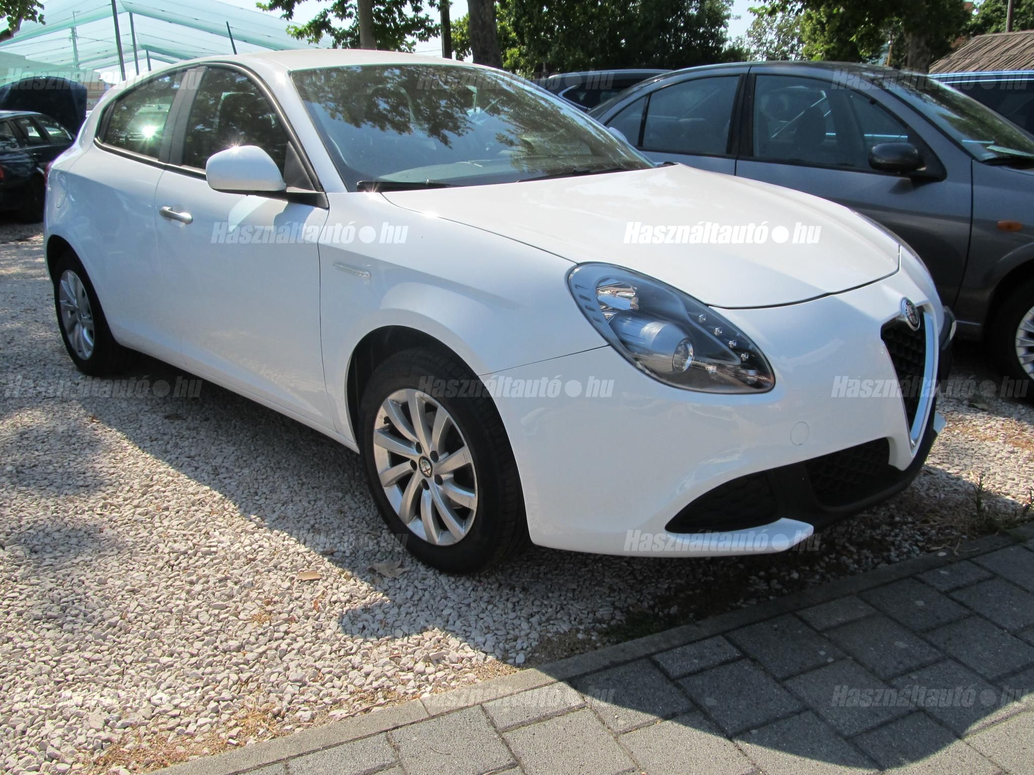 ALFA ROMEO GIULIETTA 2021/6 - 1