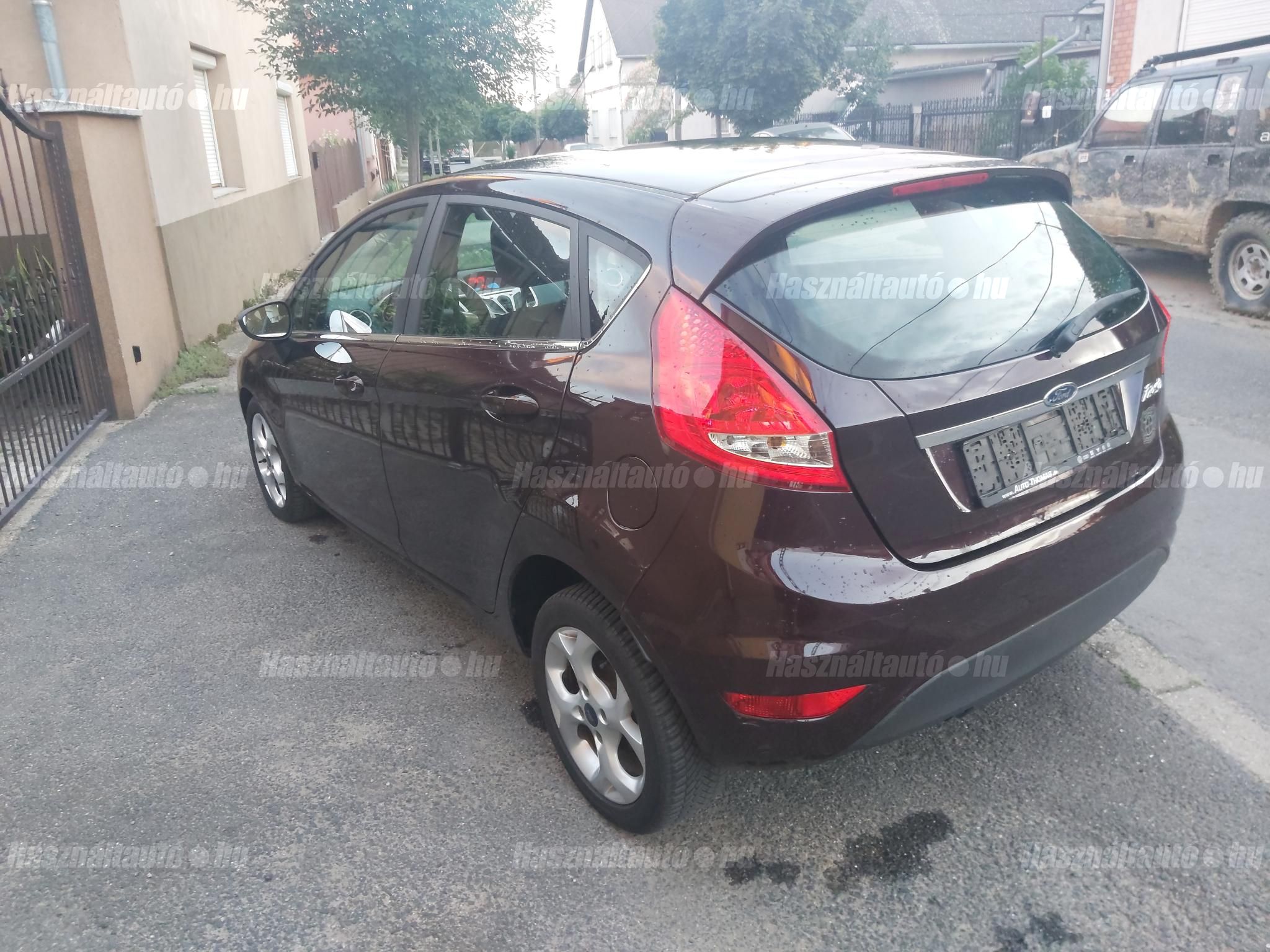 FORD FIESTA 2010/4 - 1