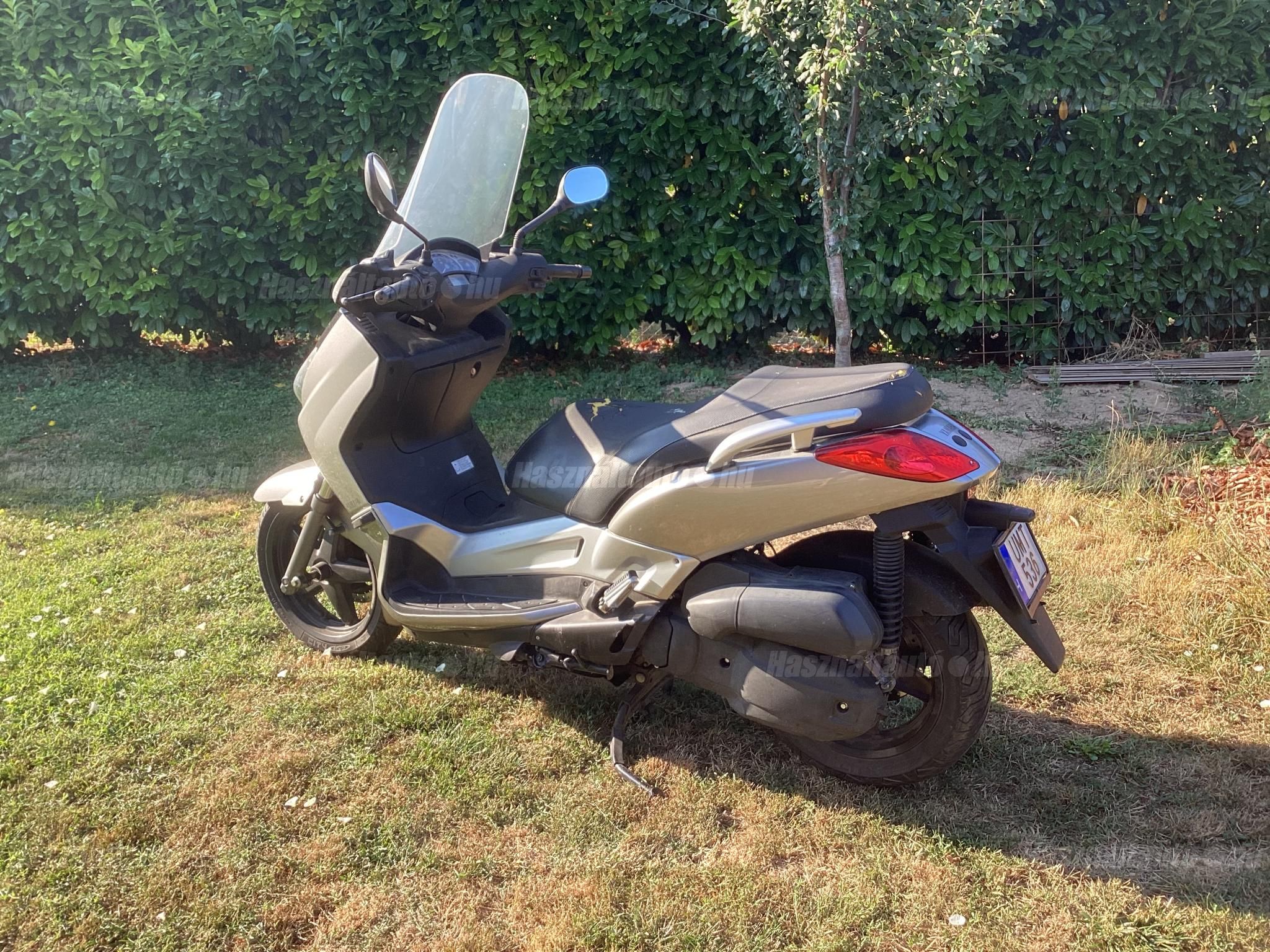 YAMAHA YP 125 R X-MAX 2006/7 - 1