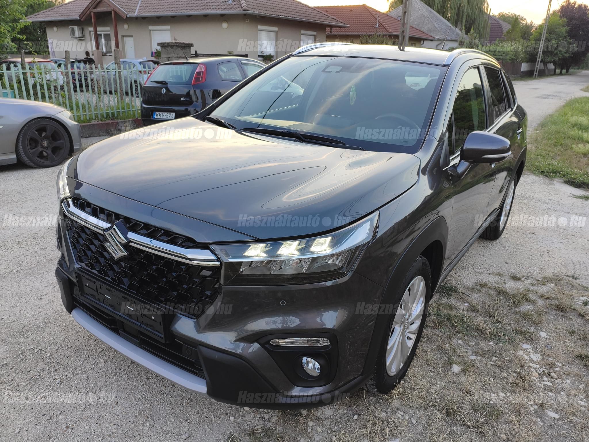 SUZUKI S-CROSS 2023/10 - 1