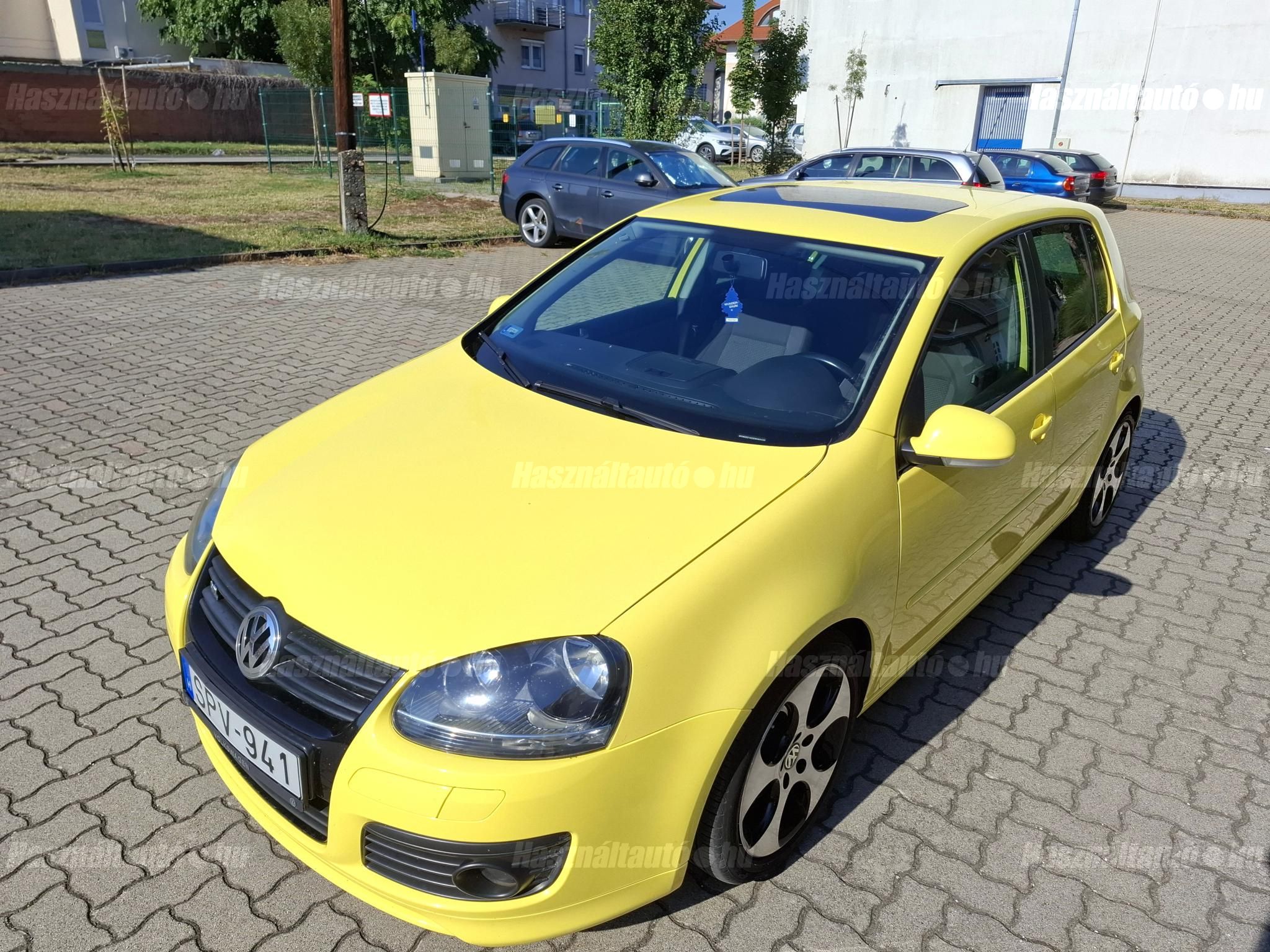 VOLKSWAGEN GOLF V 2008/9 - 1