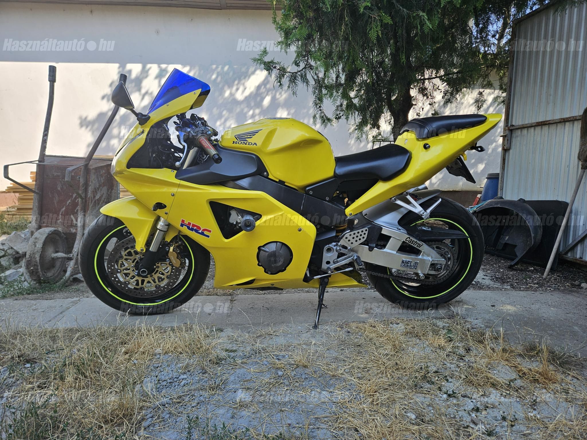 HONDA CBR 900 RR 2002 - 1