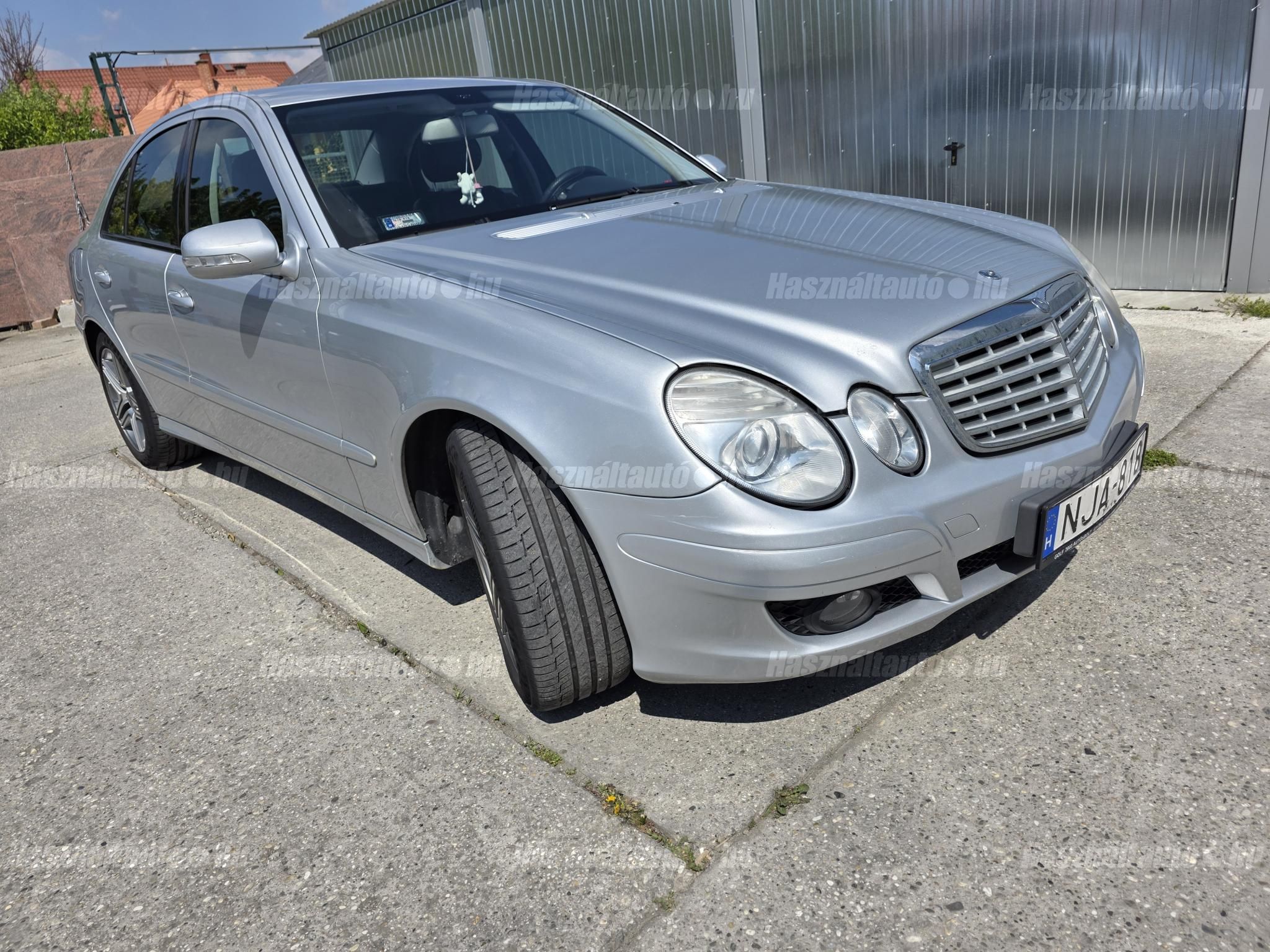 MERCEDES-BENZ E 220 2008/5 - 1