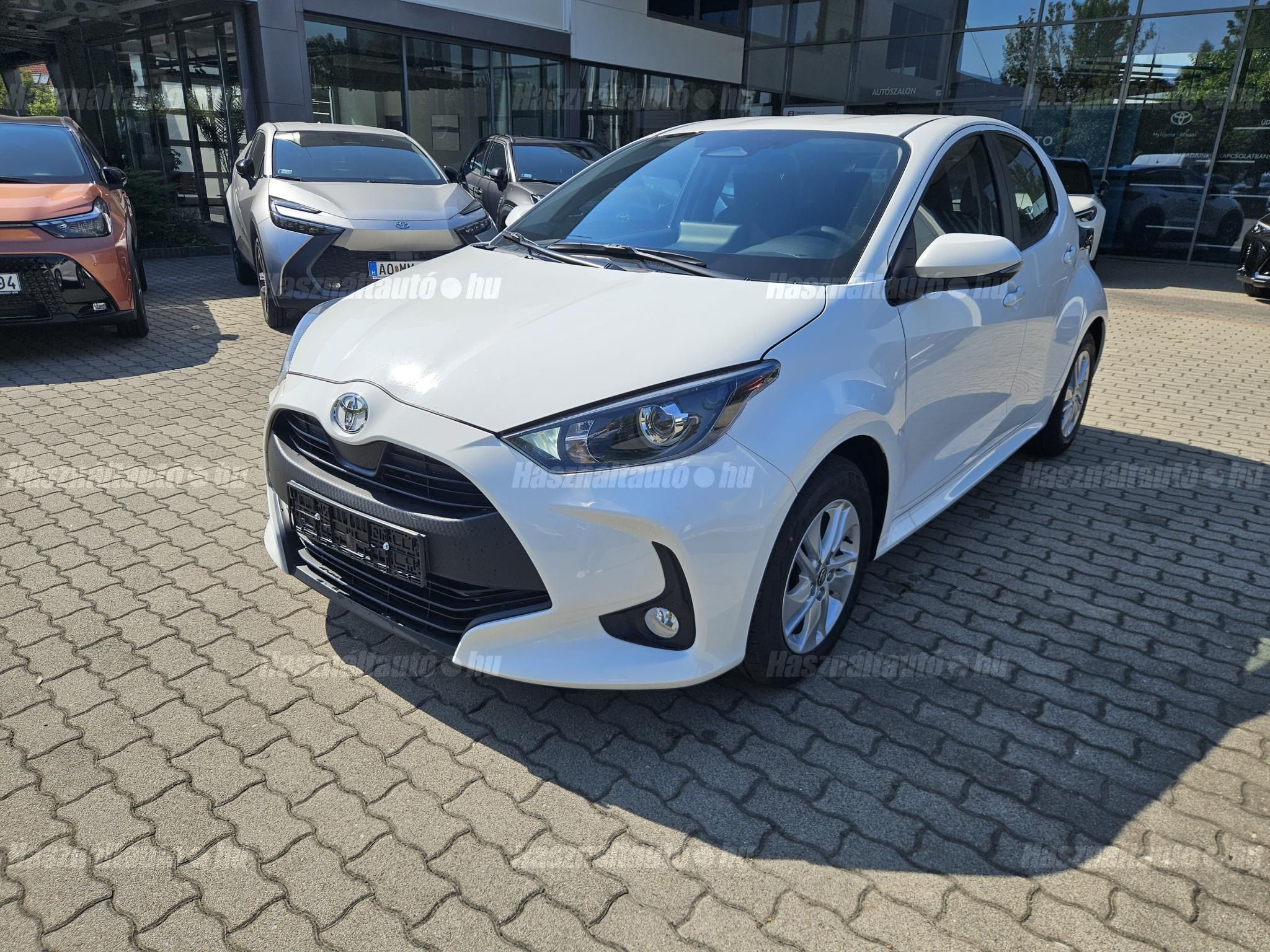 TOYOTA YARIS 2026/6 - 1
