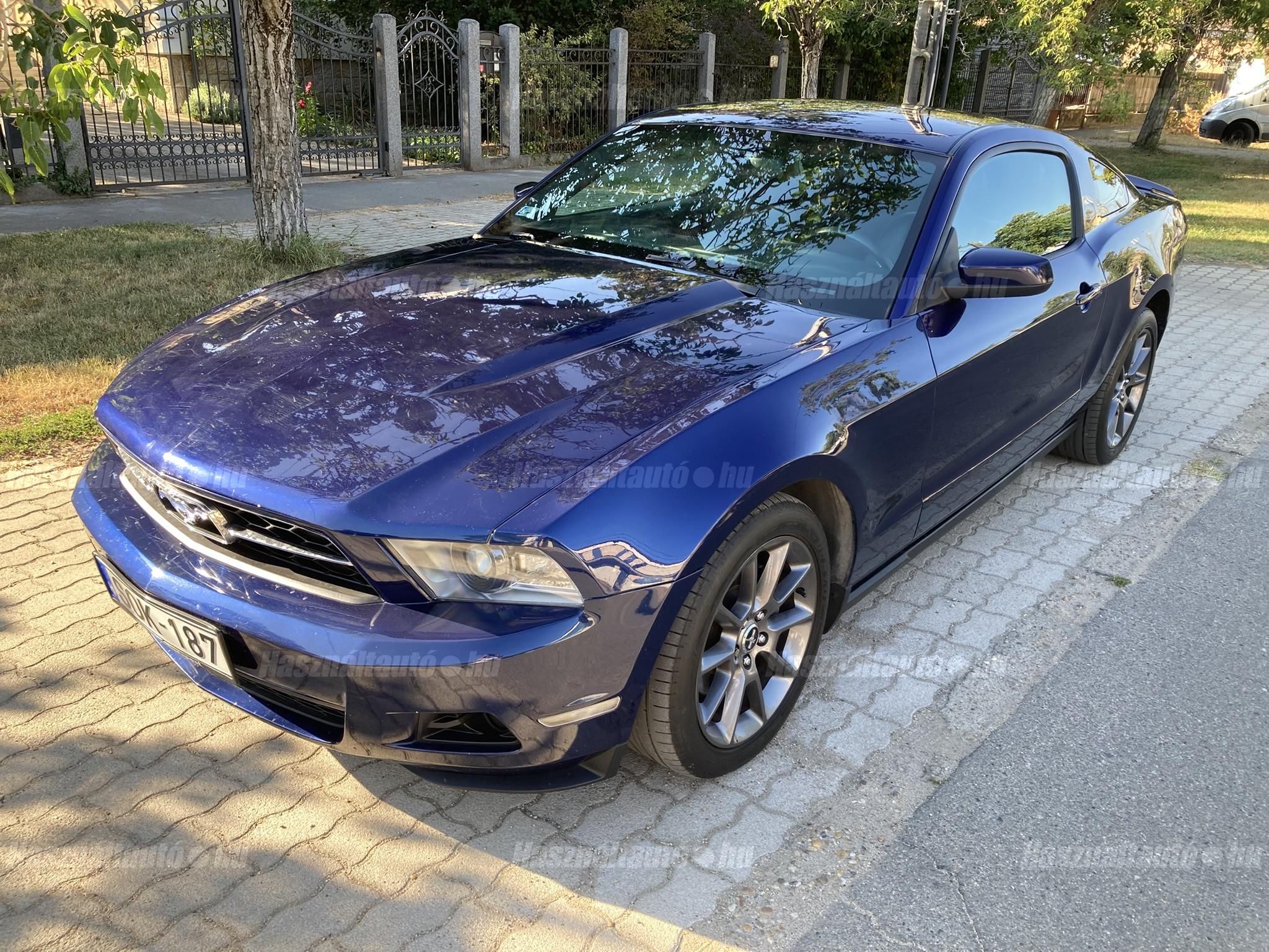 FORD MUSTANG 2012/1 - 1