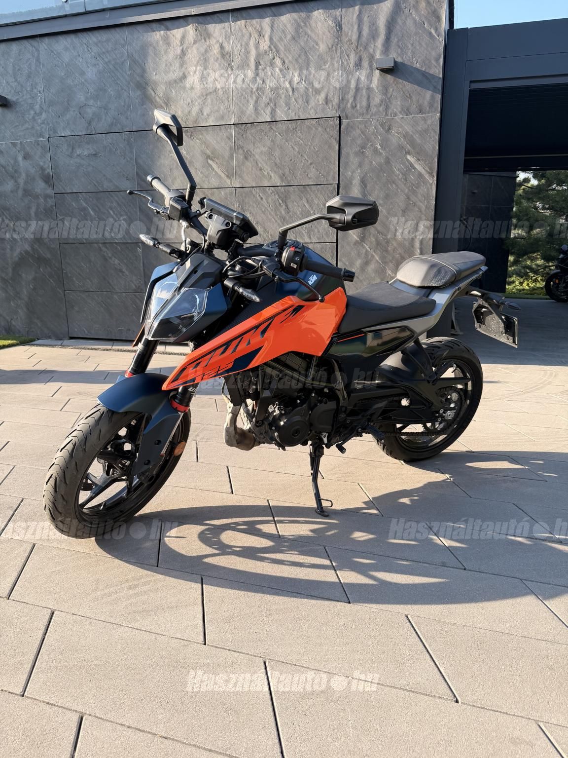 KTM 125 DUKE 2024 - 1