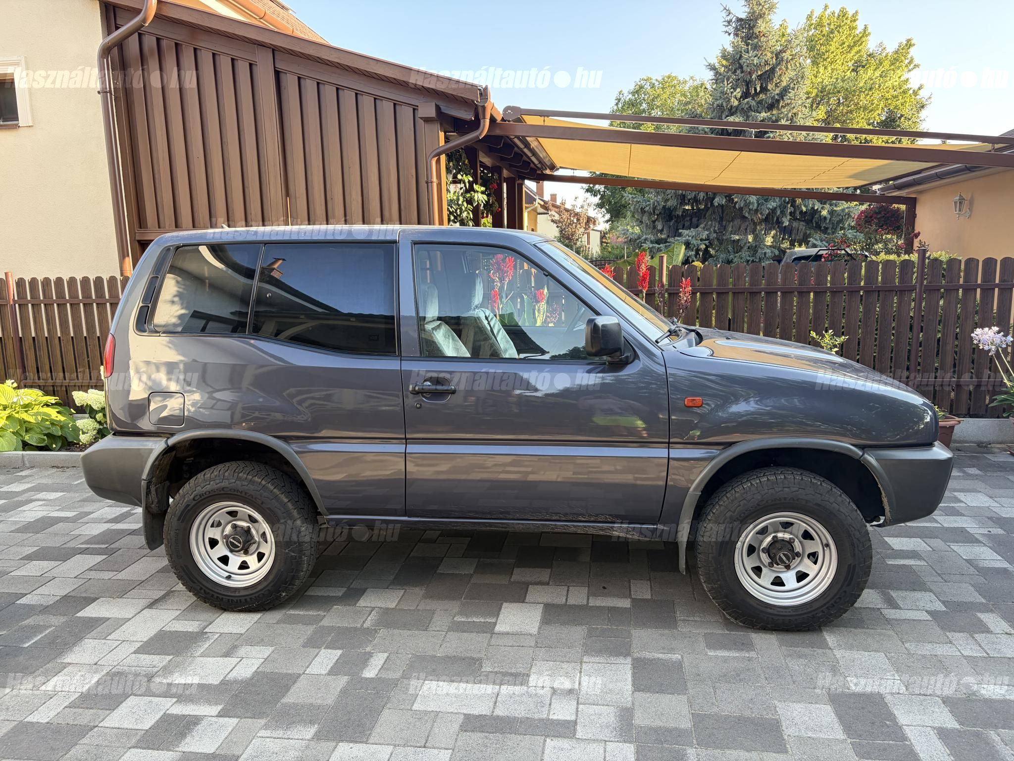 NISSAN TERRANO 1996/10 - 1
