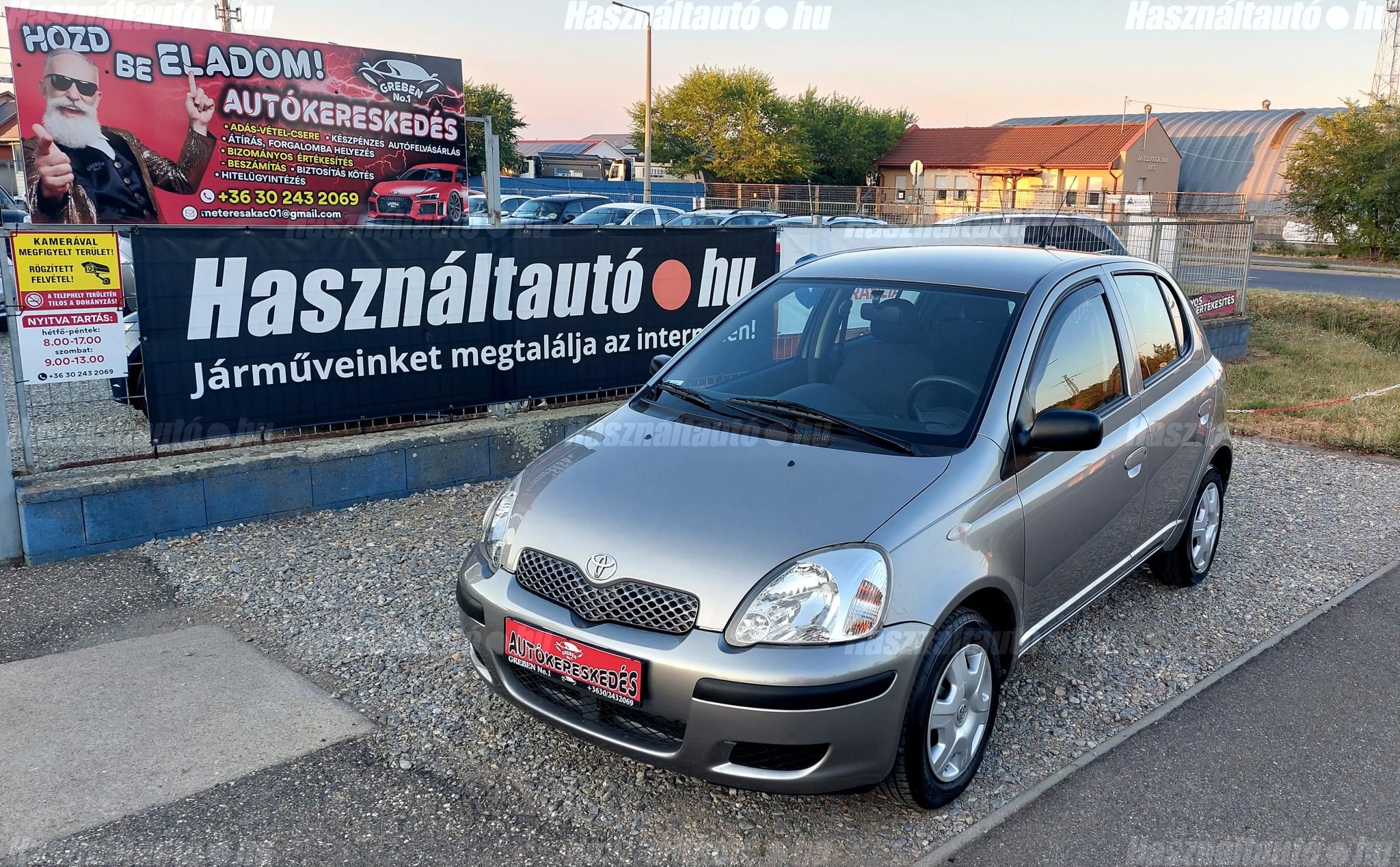TOYOTA YARIS 2004/11 - 1