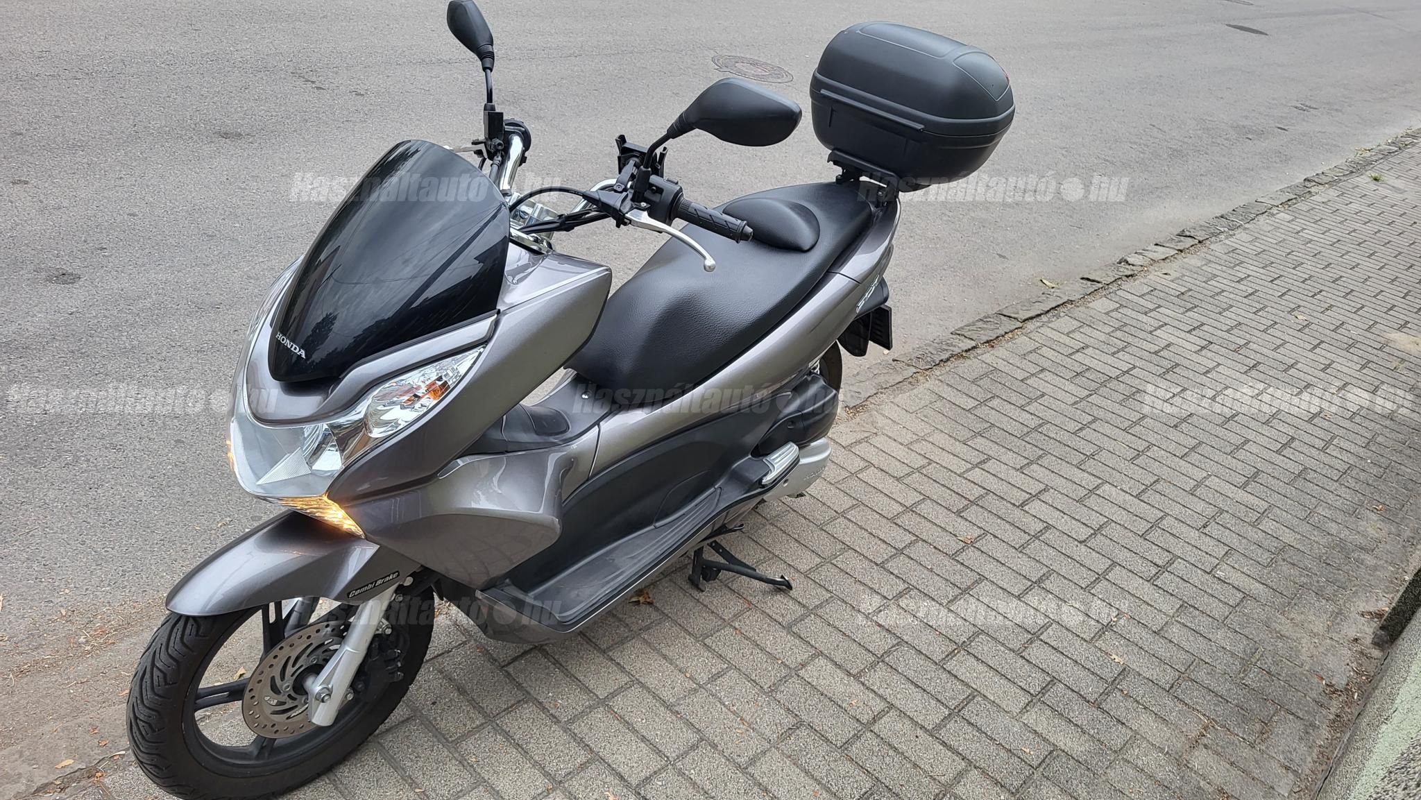 HONDA PCX 125 2011/5 - 1