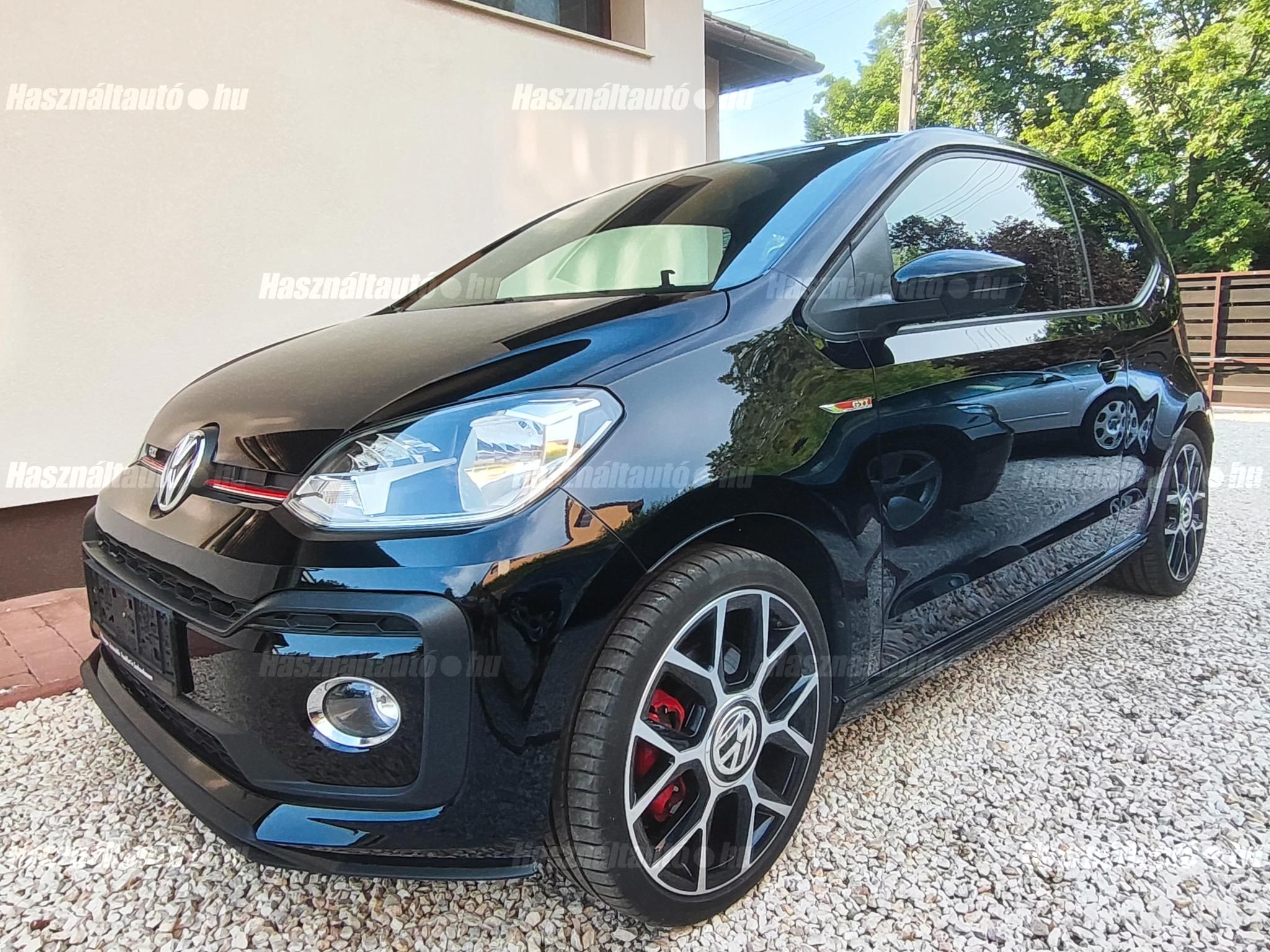 VOLKSWAGEN UP 2019/7 - 1