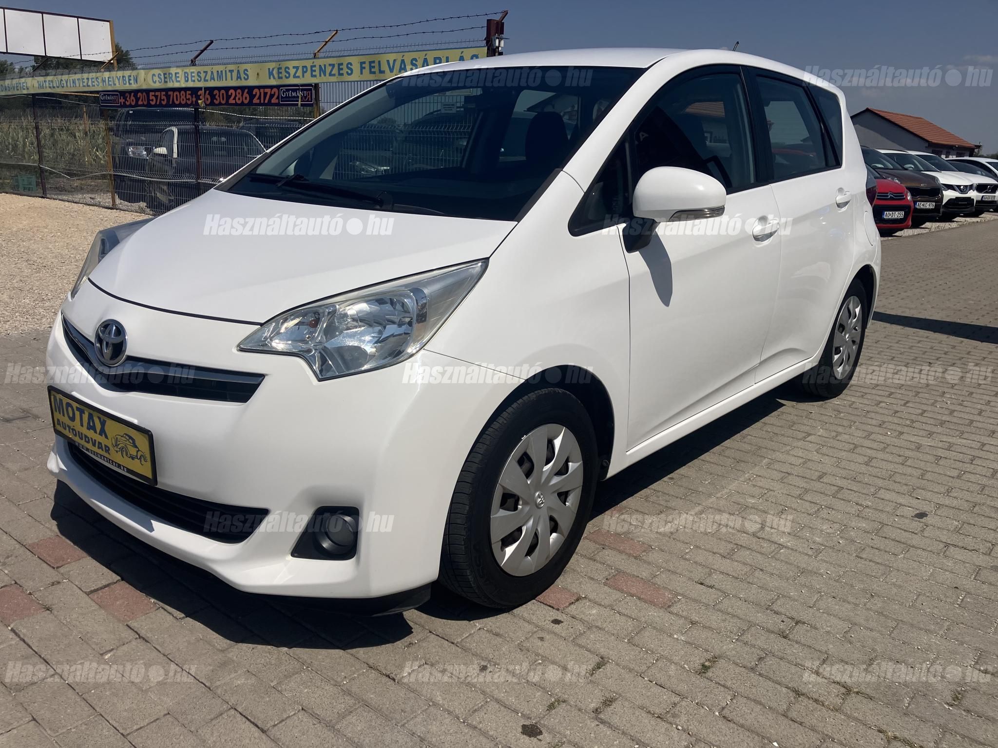 TOYOTA VERSO-S 2012/7 - 1