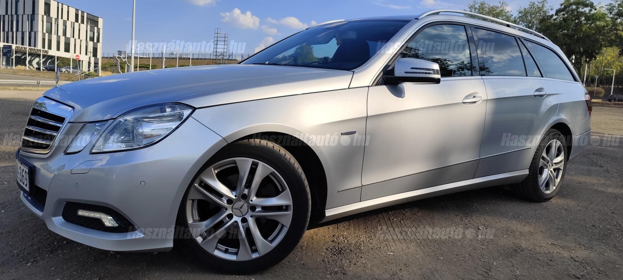 MERCEDES-BENZ E 220 2010/9 - 1