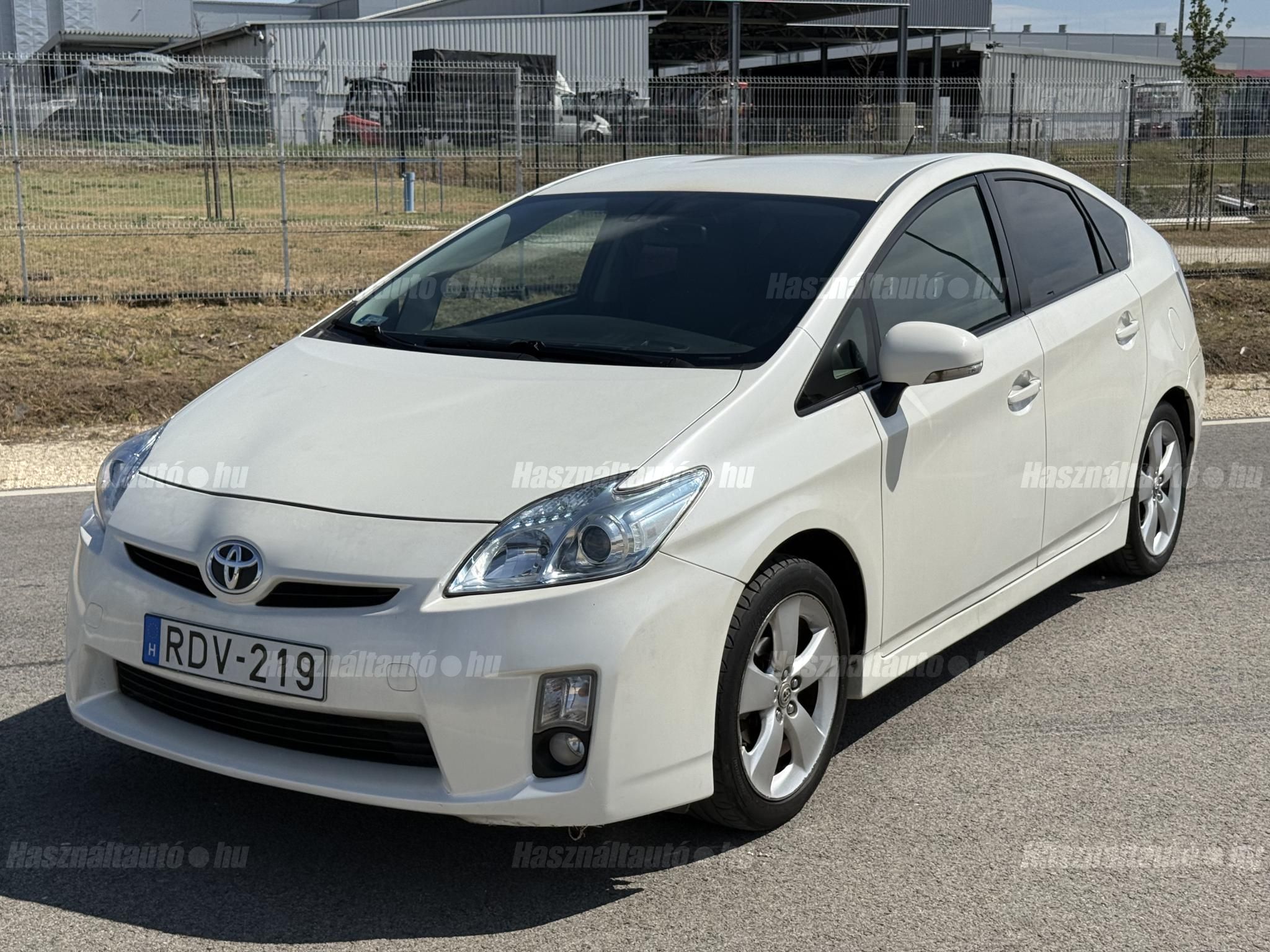 TOYOTA PRIUS 2010/1 - 1