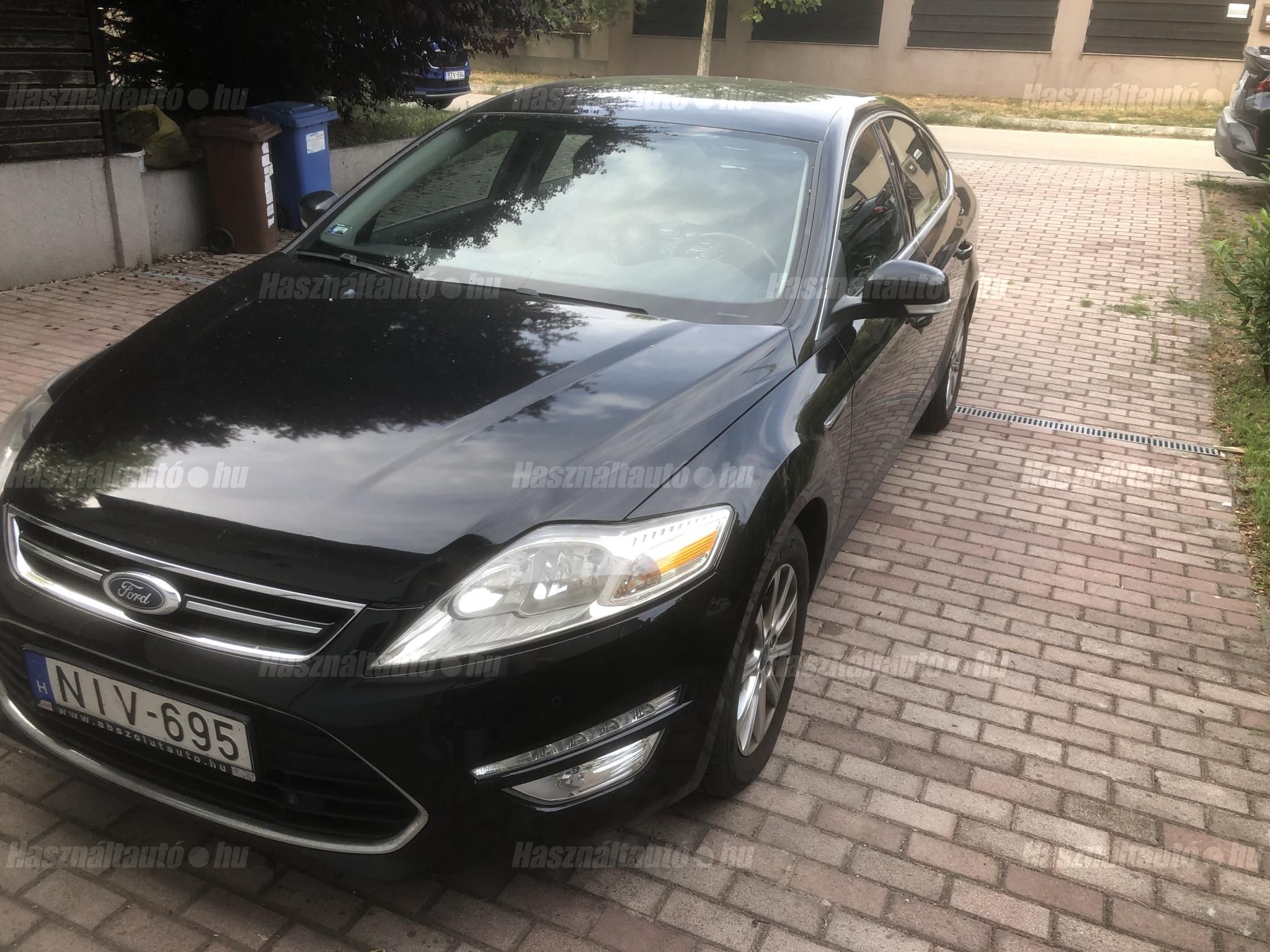 FORD MONDEO 2013/6 - 1