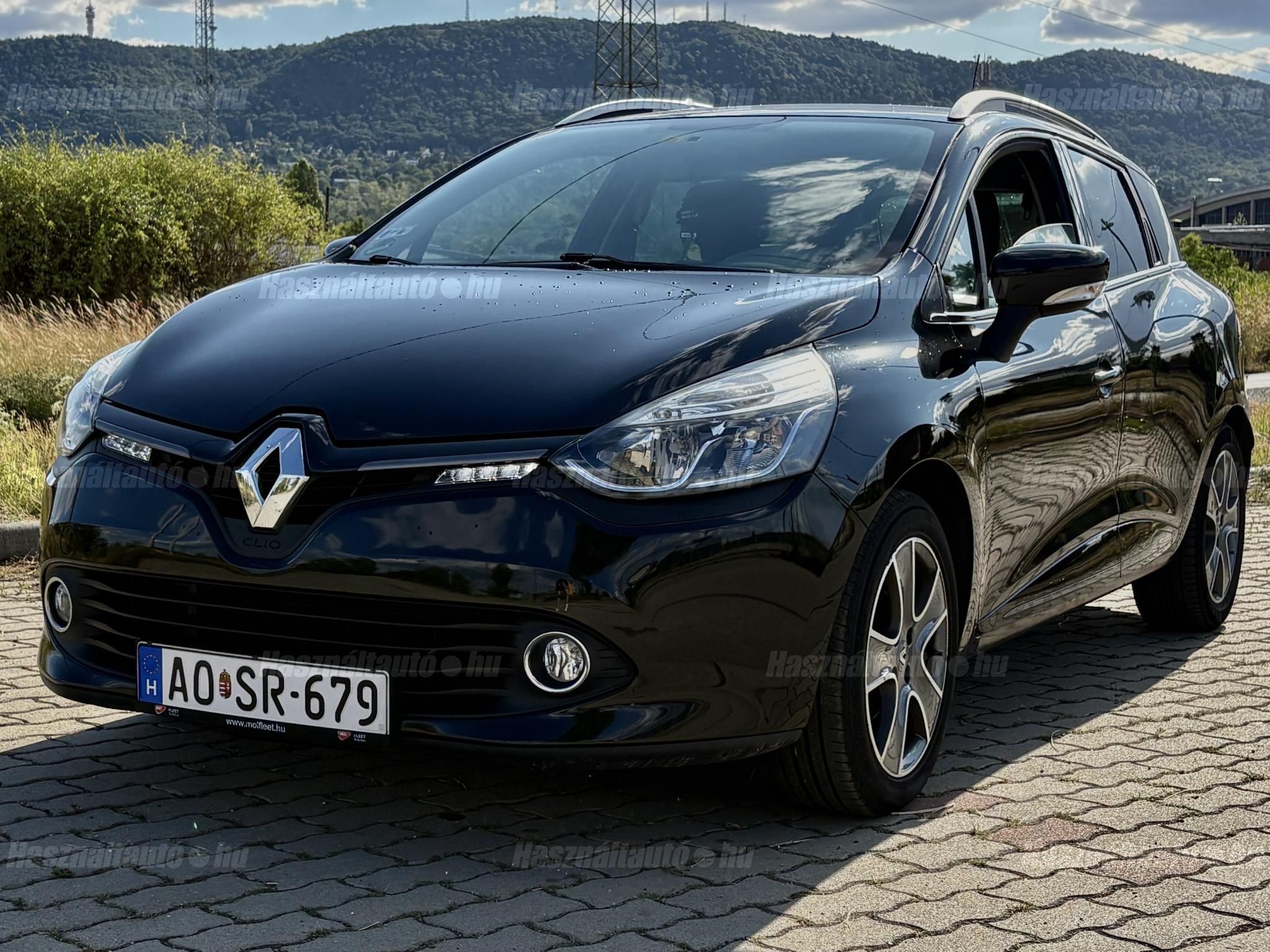 RENAULT CLIO 2015/8 - 1