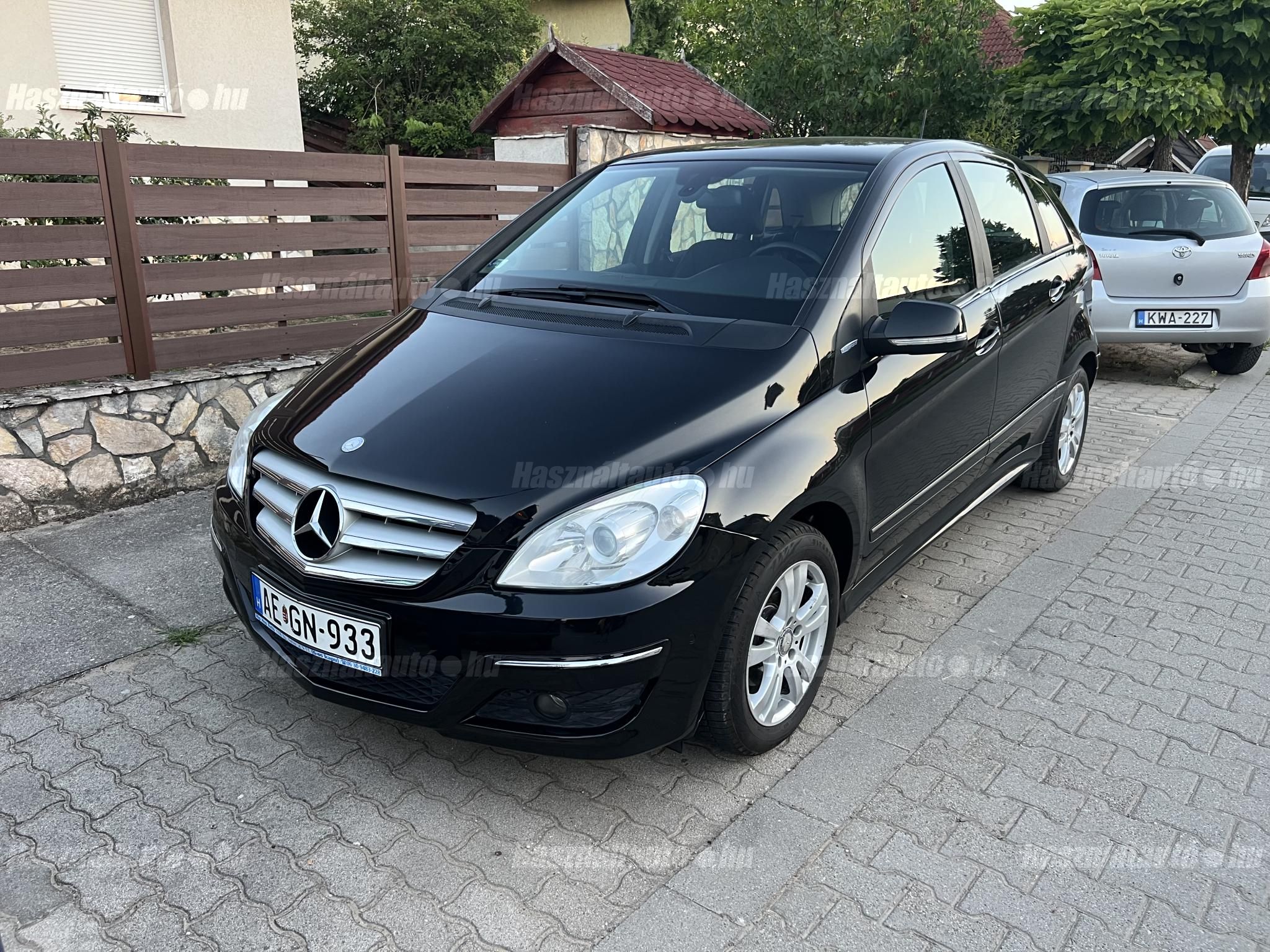 MERCEDES-BENZ B 160 2010/9 - 1