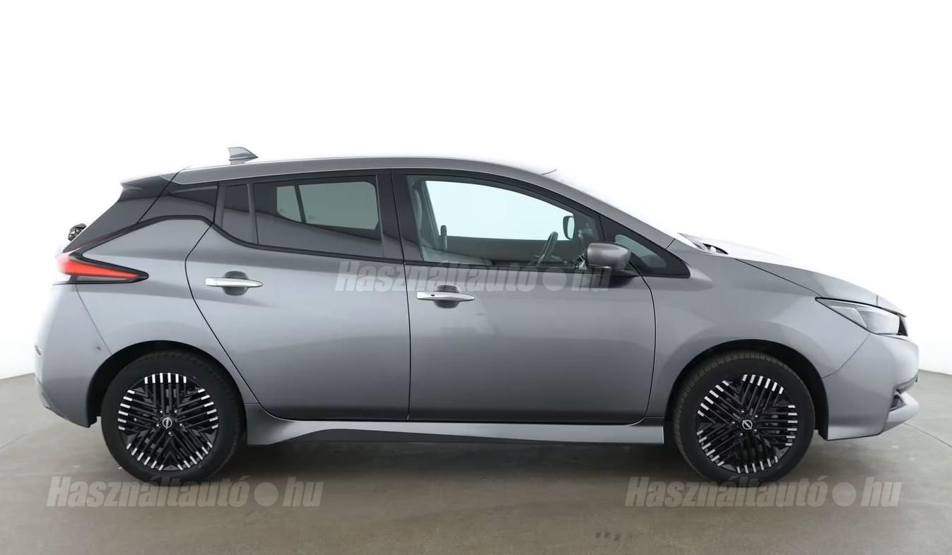 NISSAN LEAF 2023/2 - 1