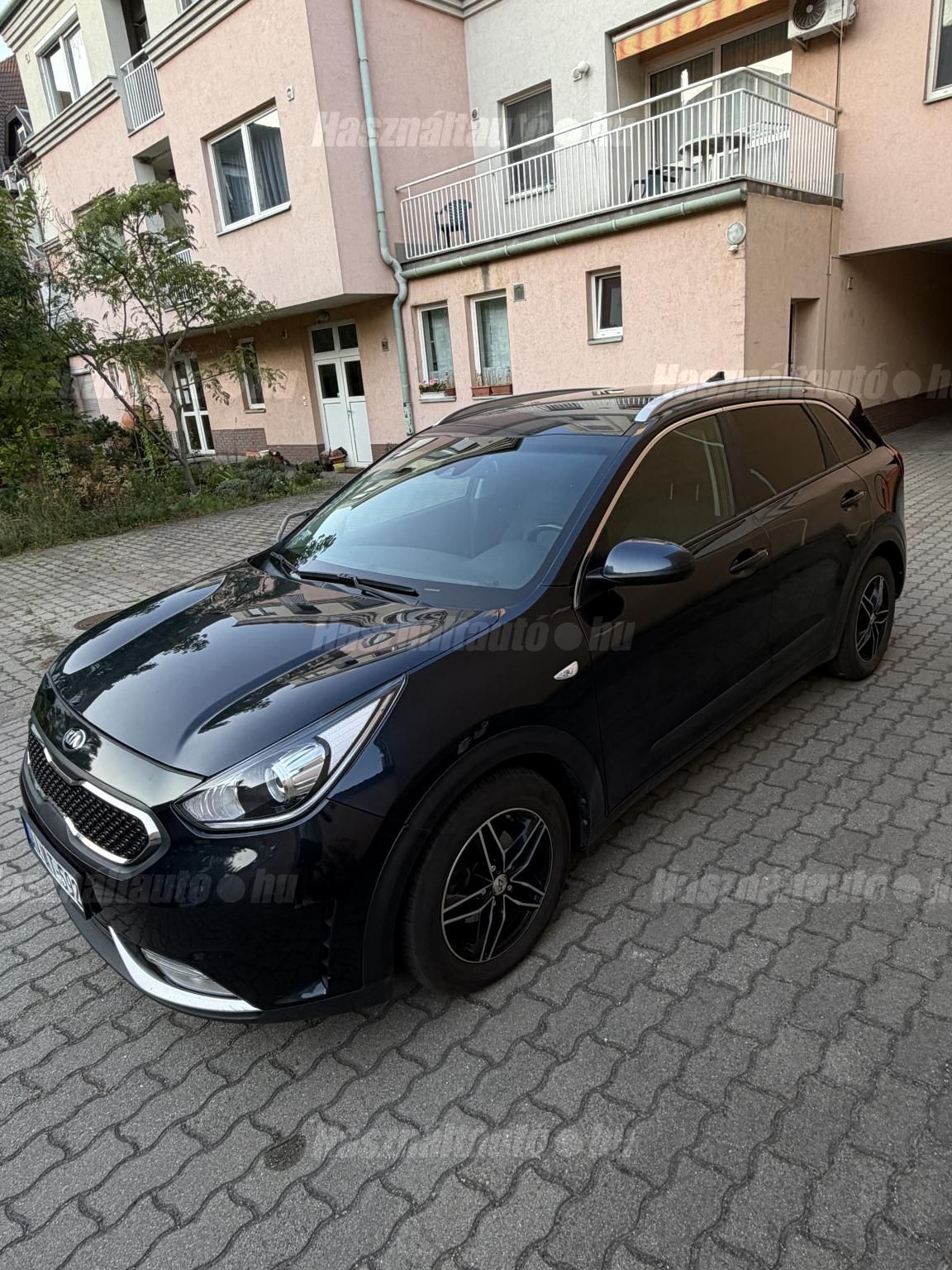 KIA NIRO 2016/9 - 1