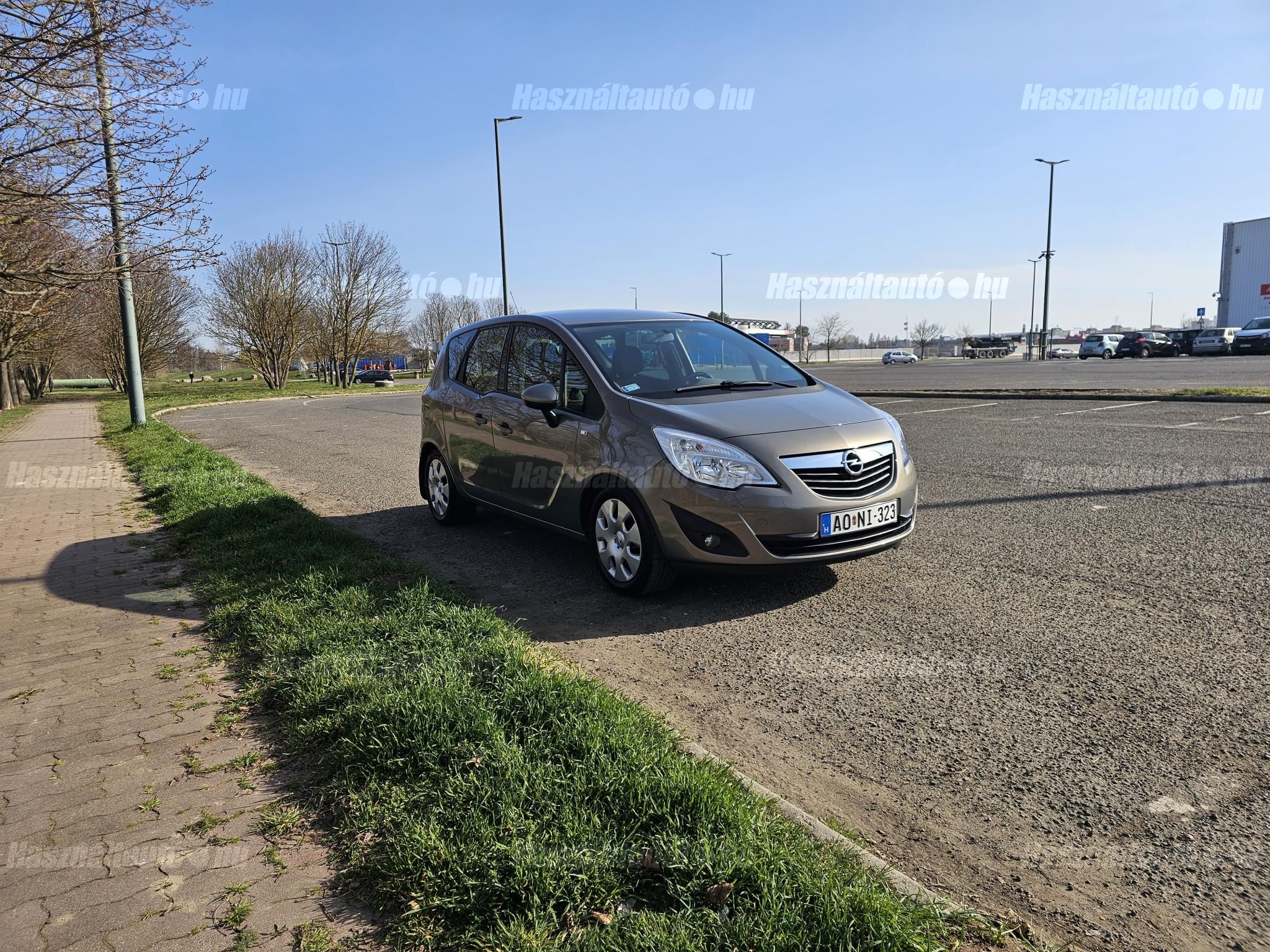 OPEL MERIVA B 2011/4 - 1