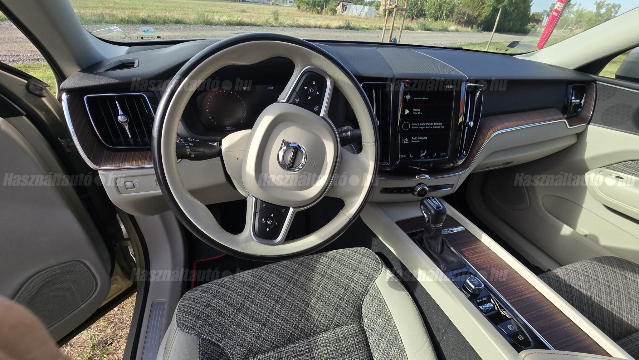 VOLVO XC60 2019/12 - 1