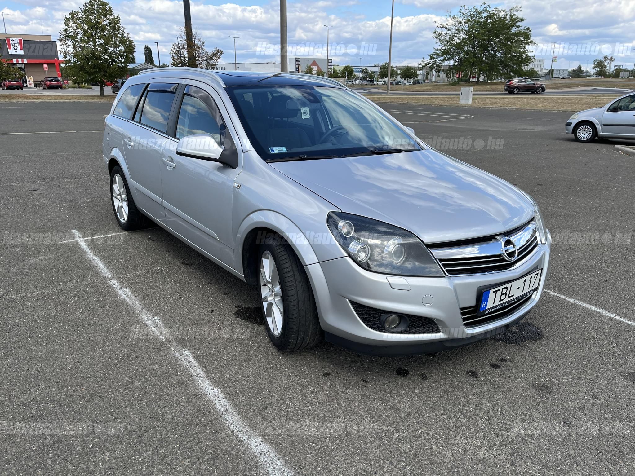 OPEL ASTRA H 2010/9 - 1