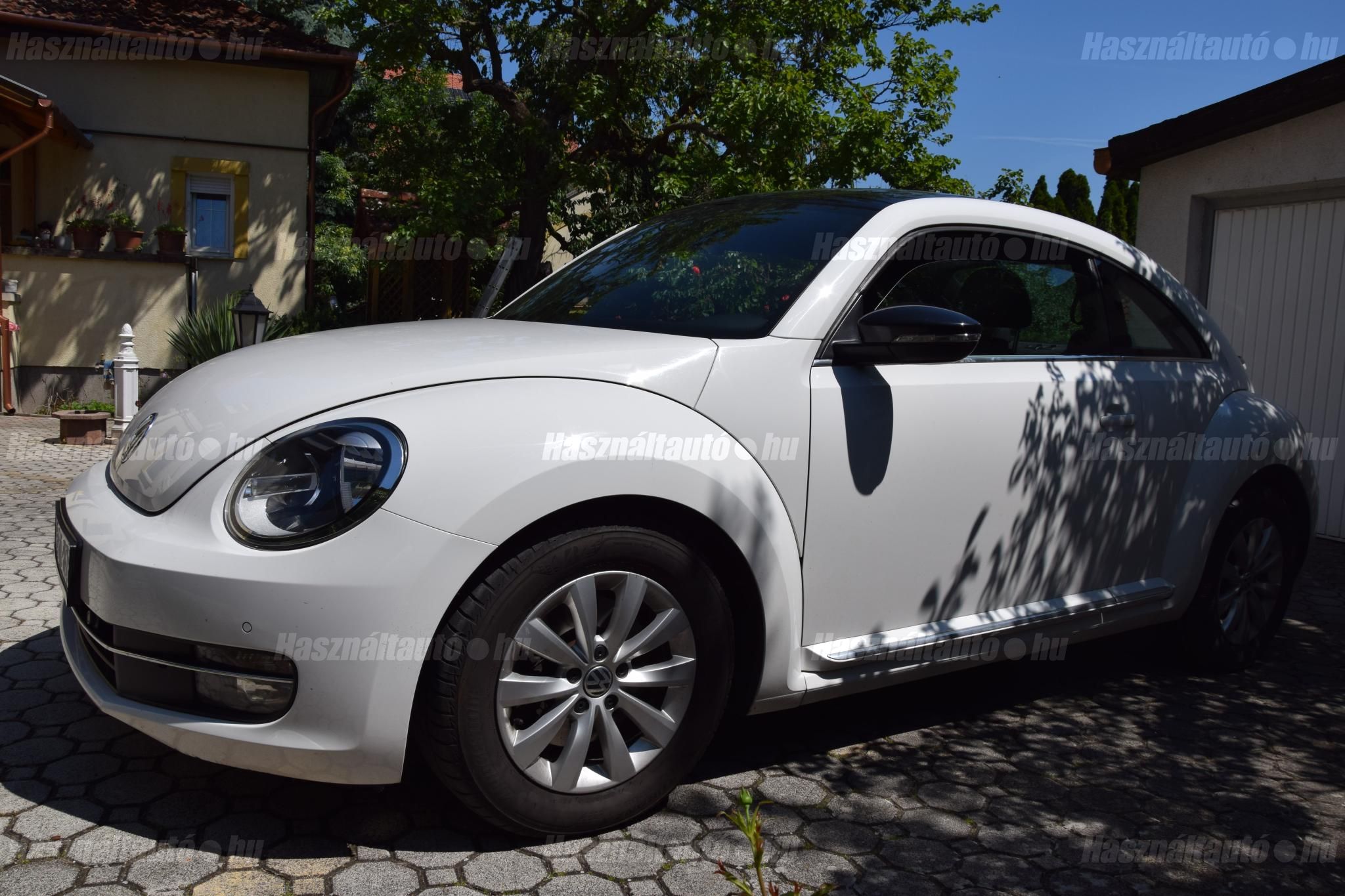 VOLKSWAGEN BEETLE 2012/10 - 1