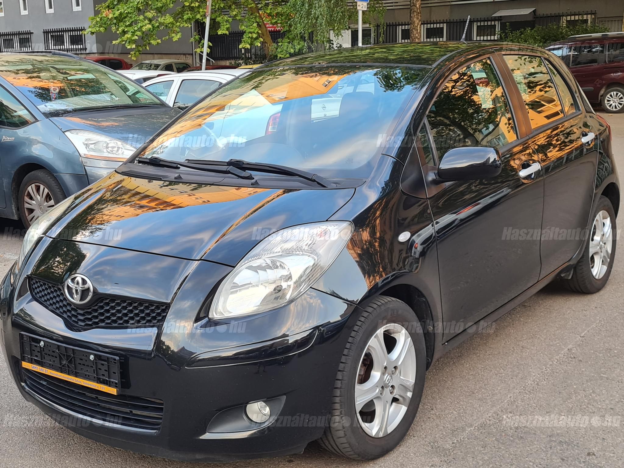 TOYOTA YARIS 2011/7 - 1