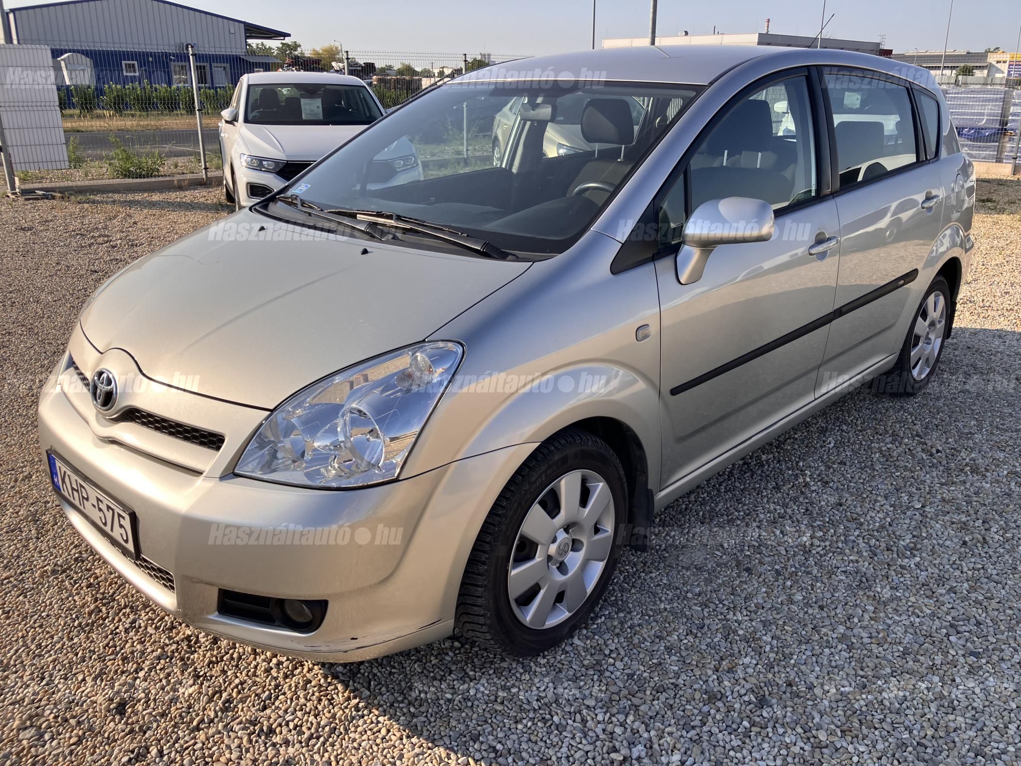 TOYOTA COROLLA VERSO 2006/5 - 1