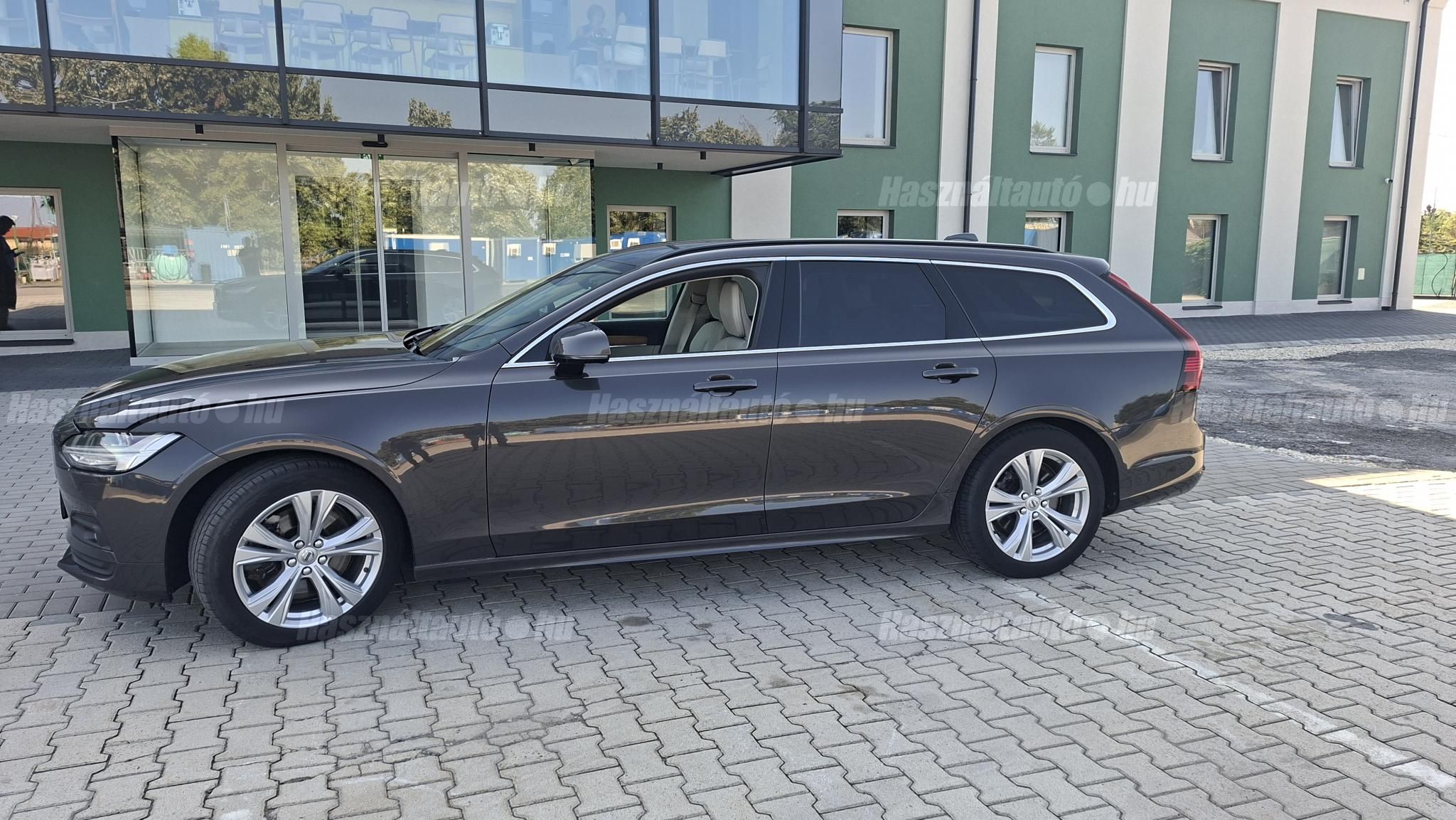VOLVO V90 2022/10 - 1