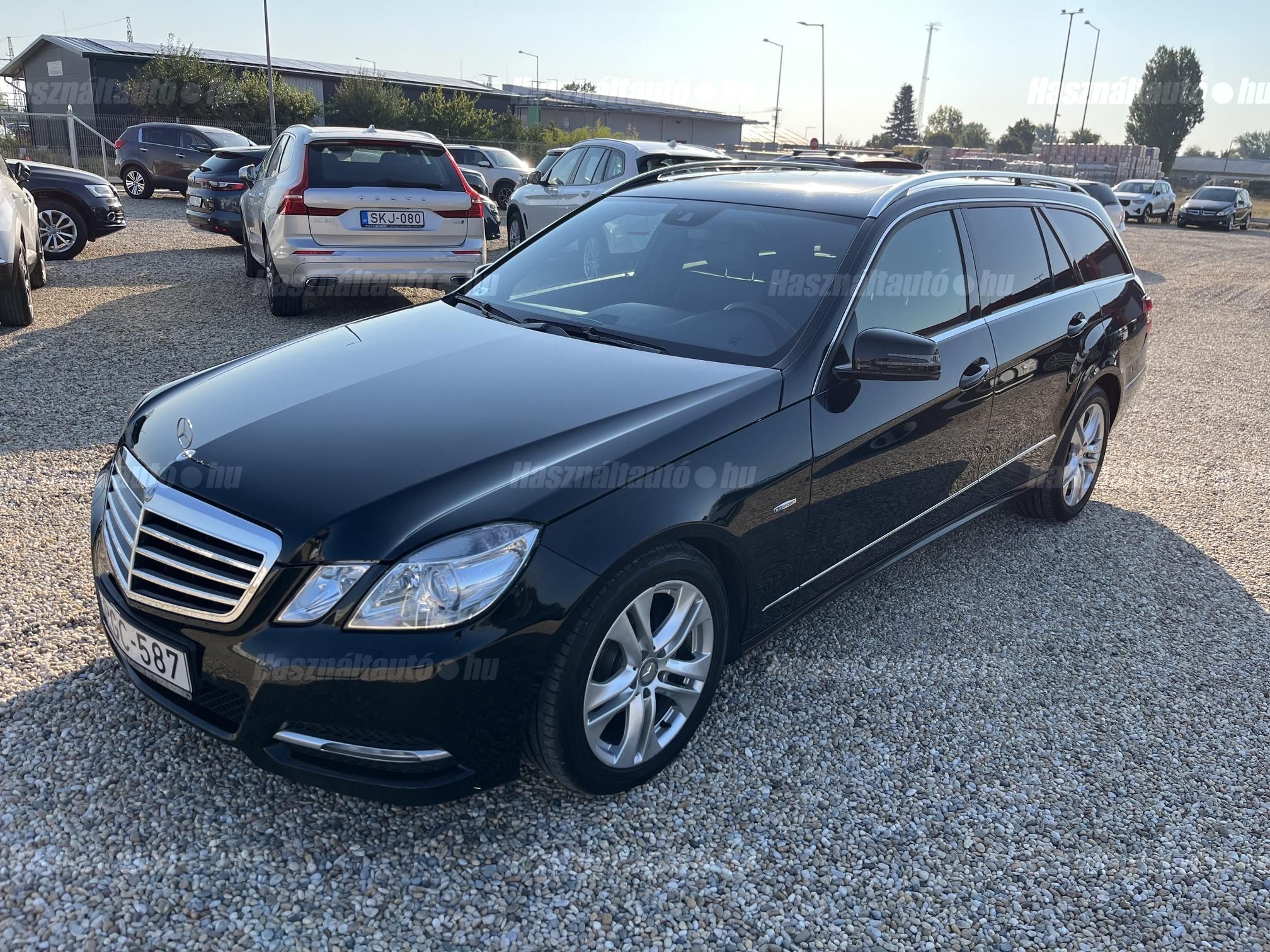 MERCEDES-BENZ E 220 2011/5 - 1