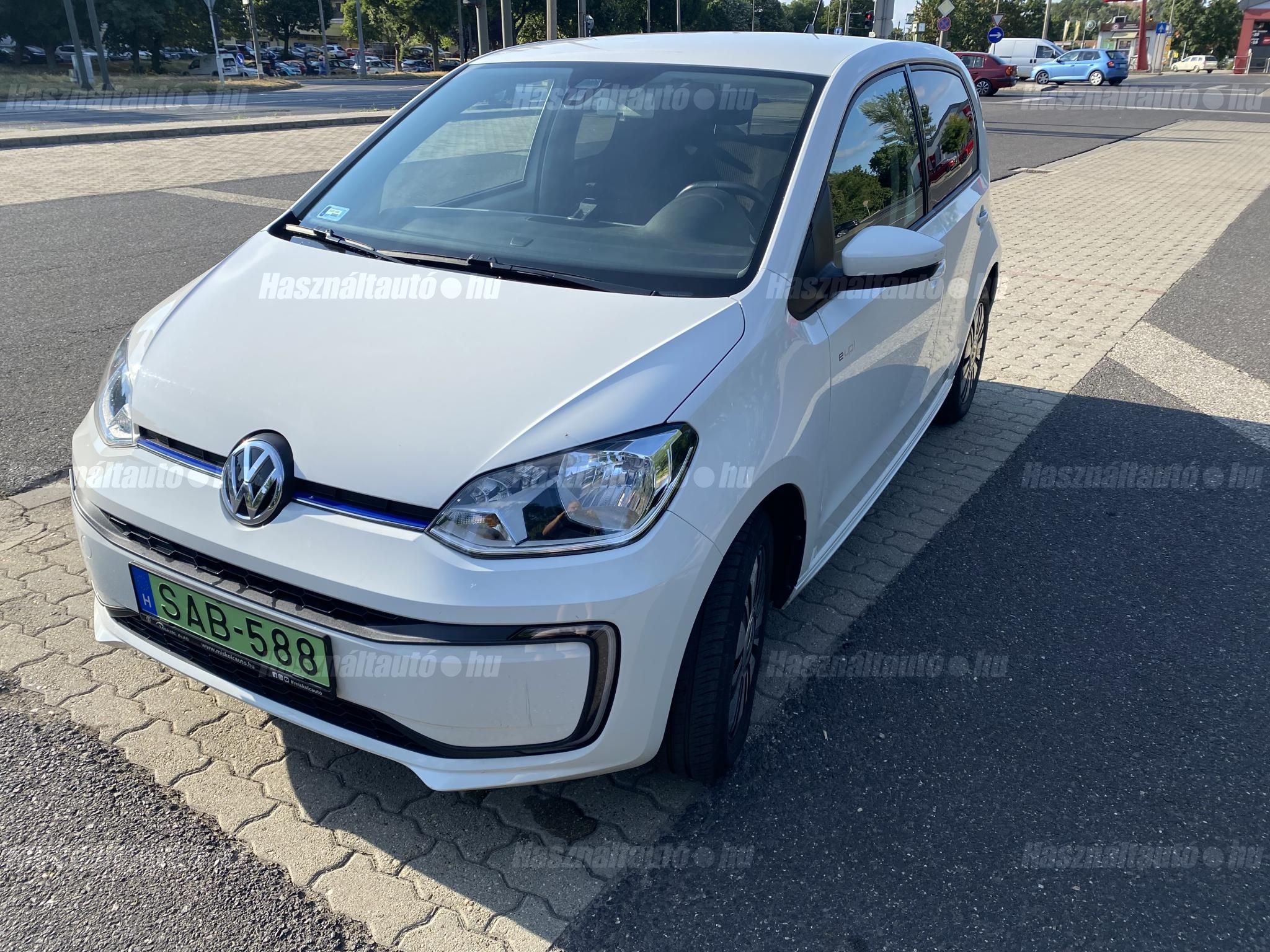 VOLKSWAGEN UP 2018 - 1