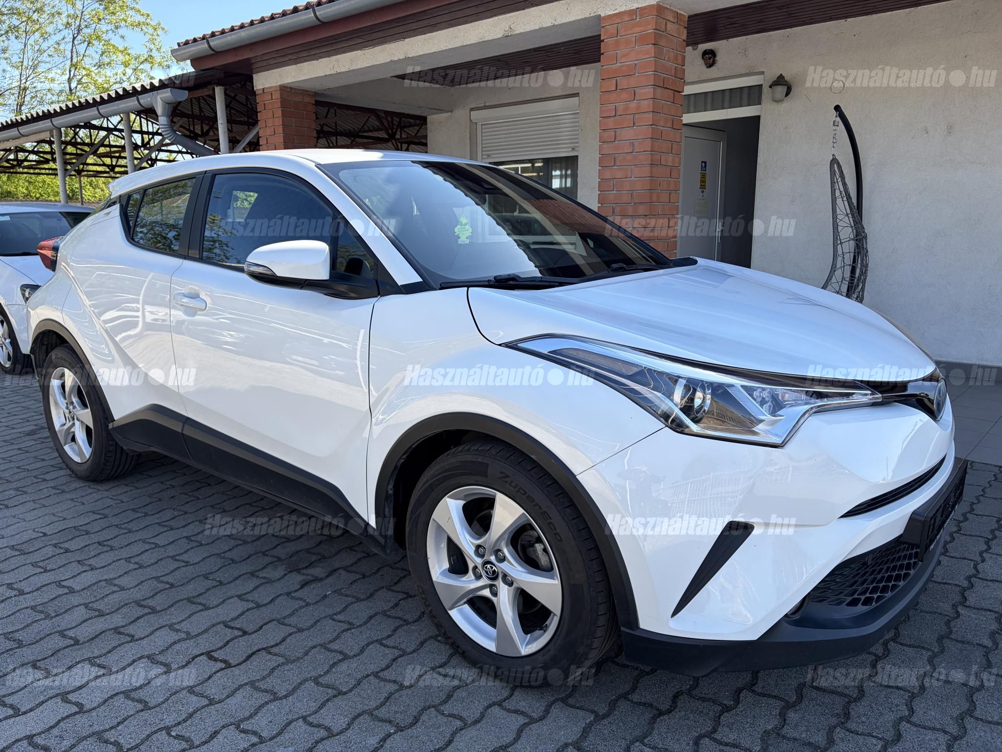 TOYOTA C-HR 2018/7 - 1