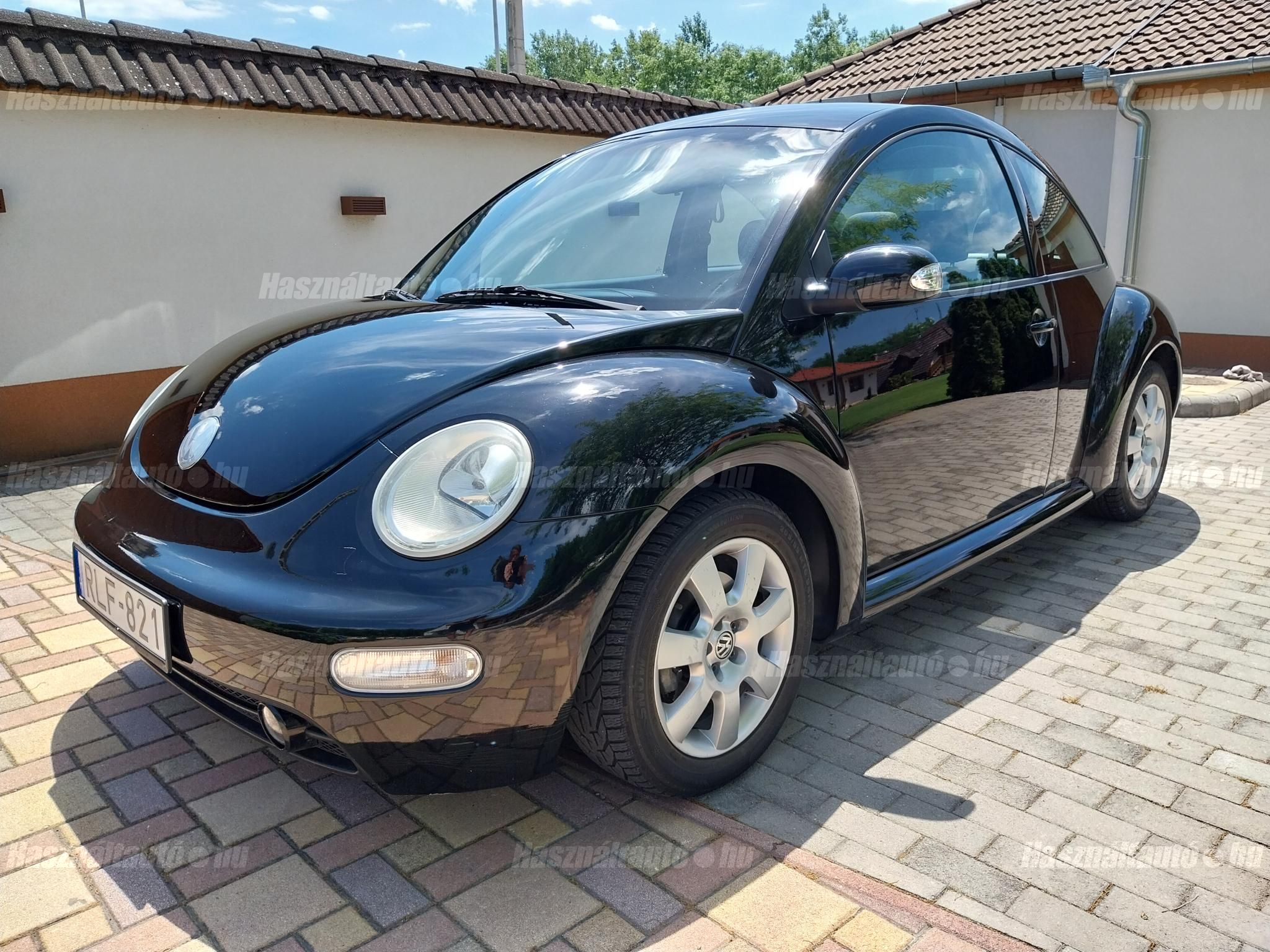 VOLKSWAGEN NEW BEETLE 2004/12 - 1