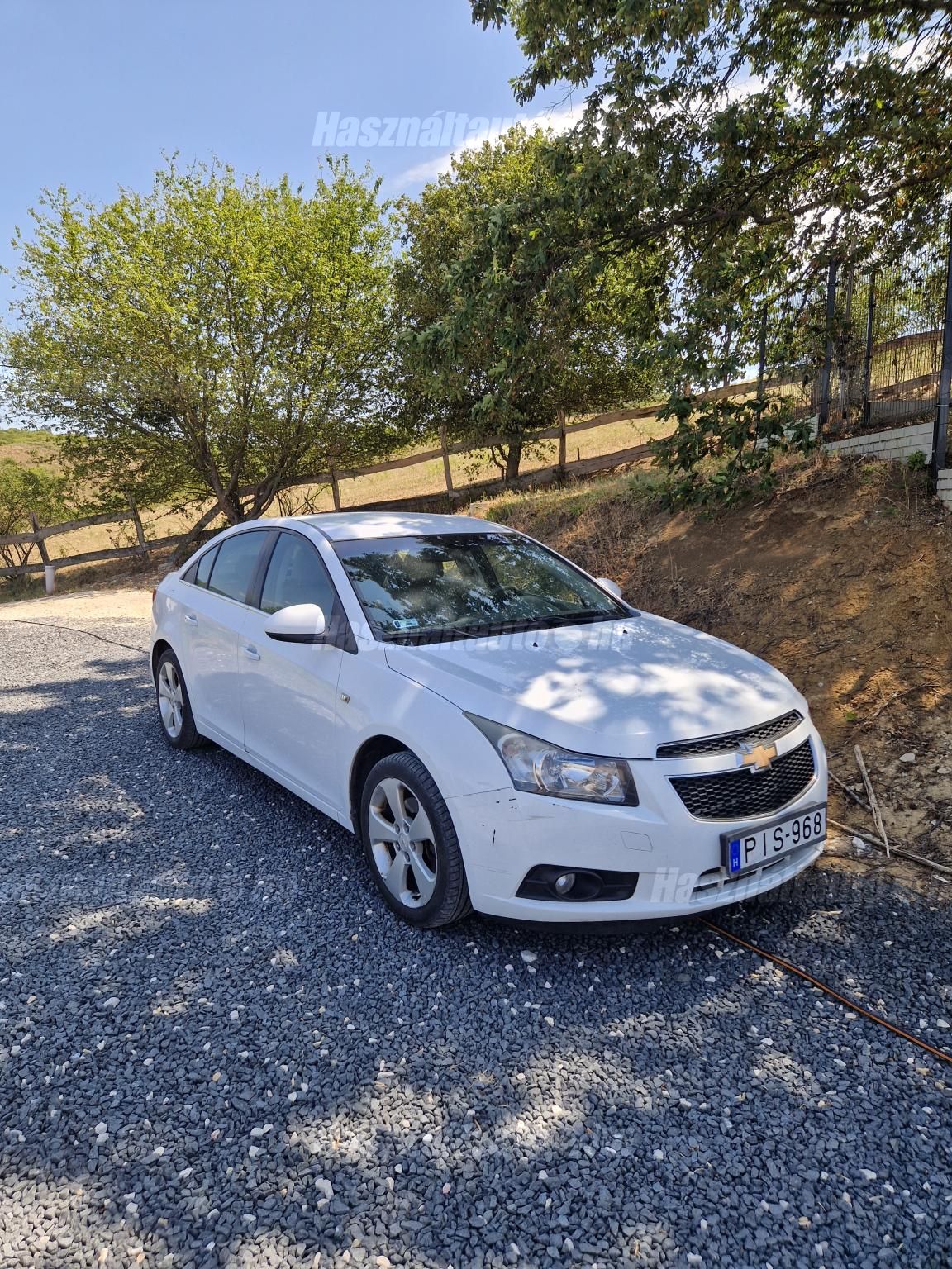 CHEVROLET CRUZE 2010 - 1