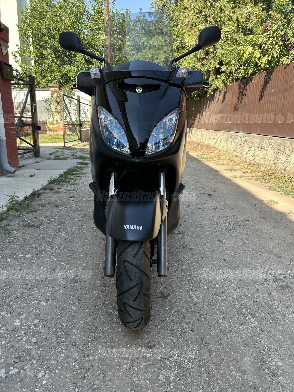 YAMAHA X-MAX 250 2009/10 - 1