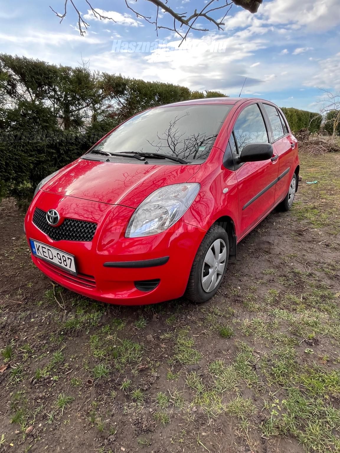 TOYOTA YARIS 2006/6 - 1