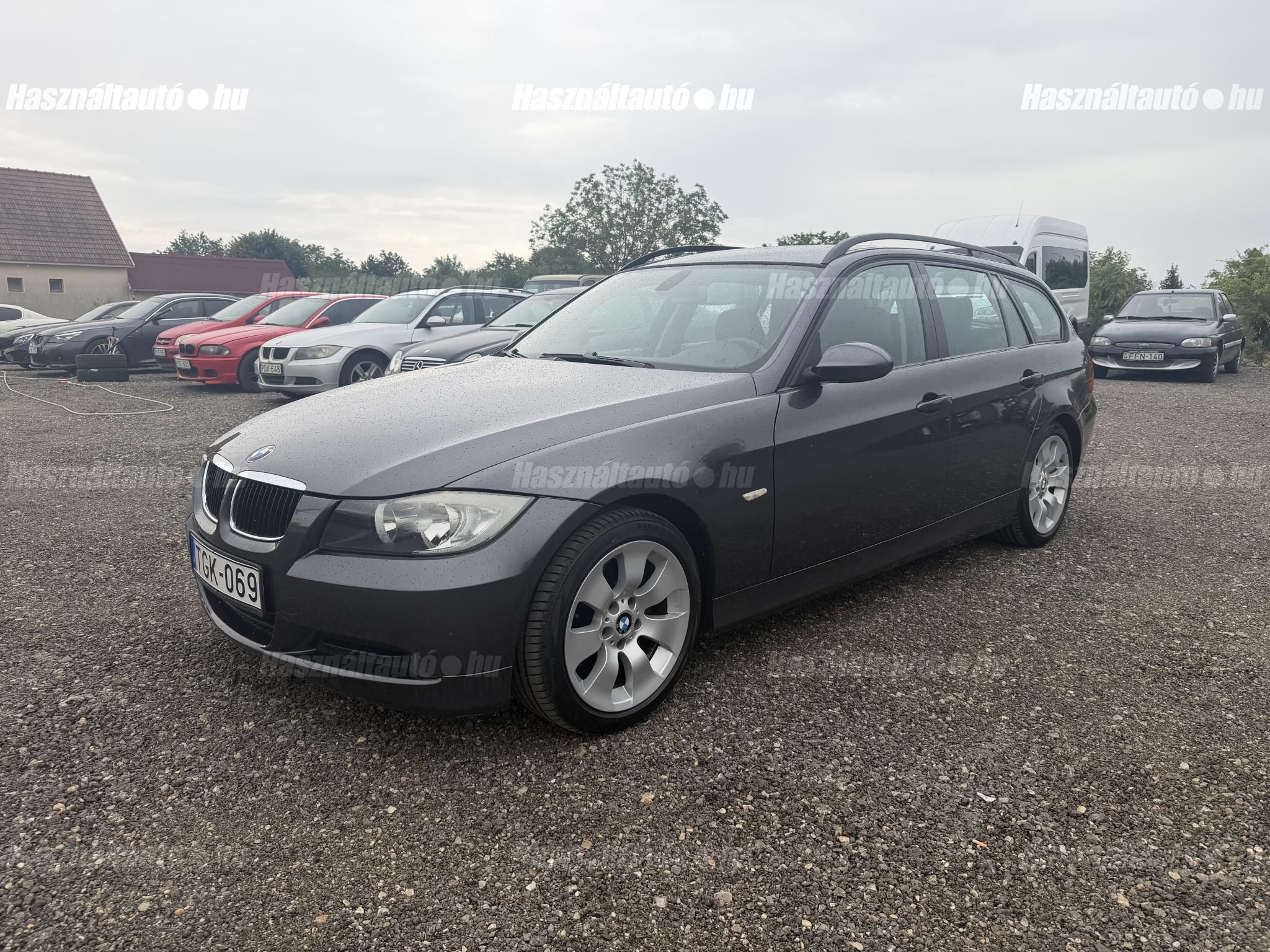 BMW 320 2008/3 - 1