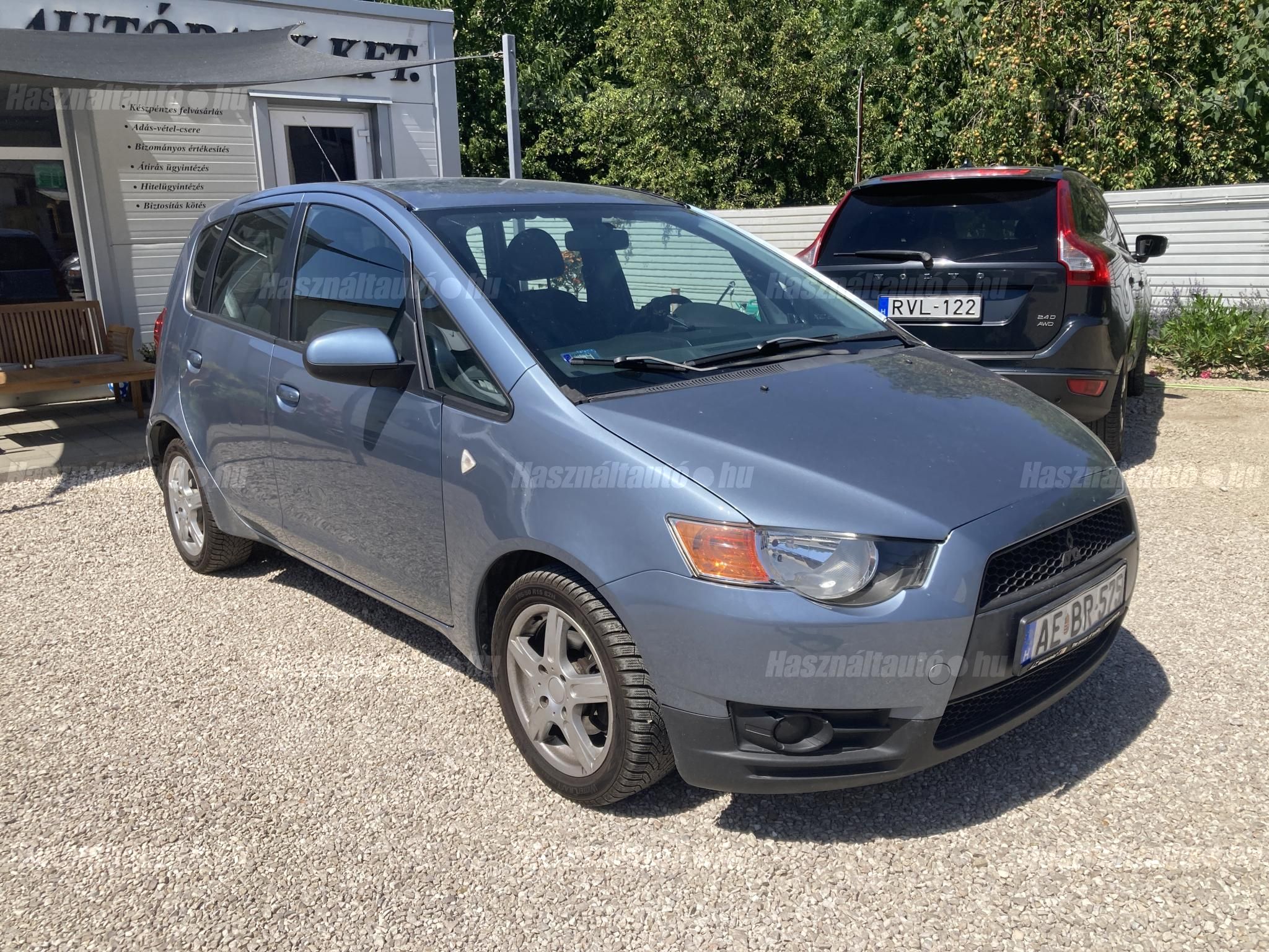 MITSUBISHI COLT 2009/10 - 1
