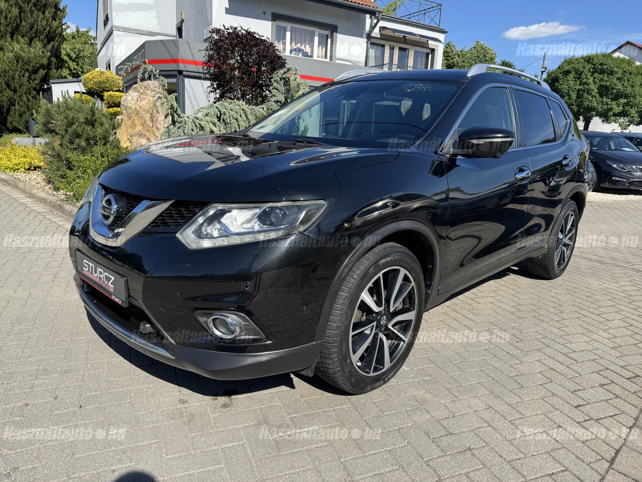 NISSAN X-TRAIL 2015/10 - 1