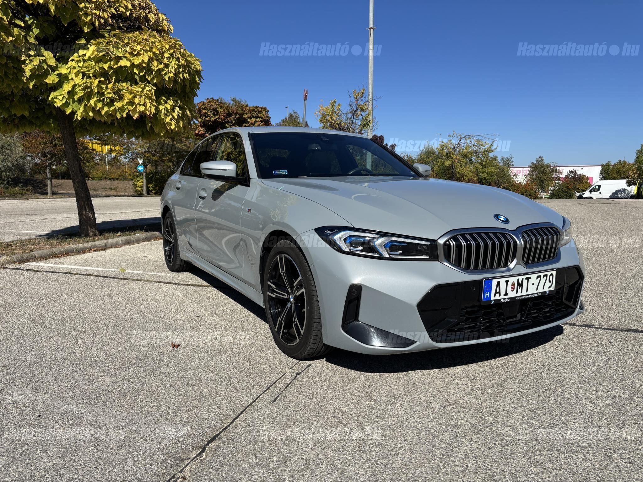 BMW 330 2024/11 - 1
