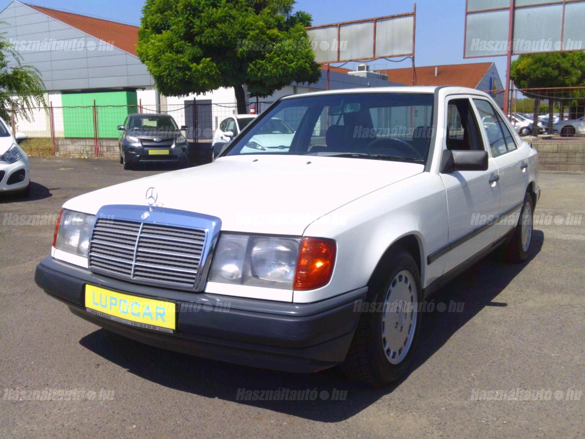 MERCEDES-BENZ W 124 1985/10 - 1