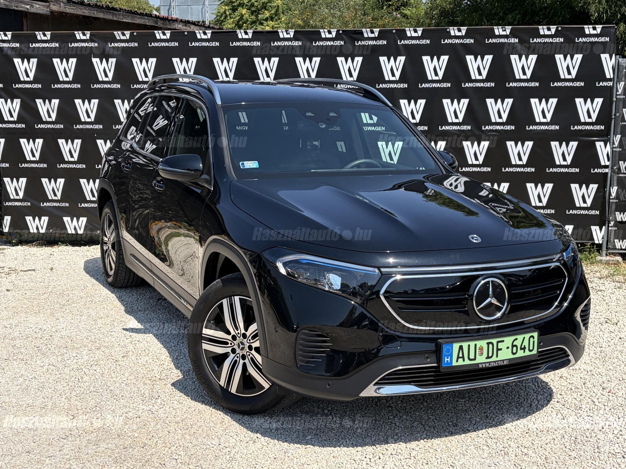 MERCEDES-BENZ EQB 2023/11 - 1