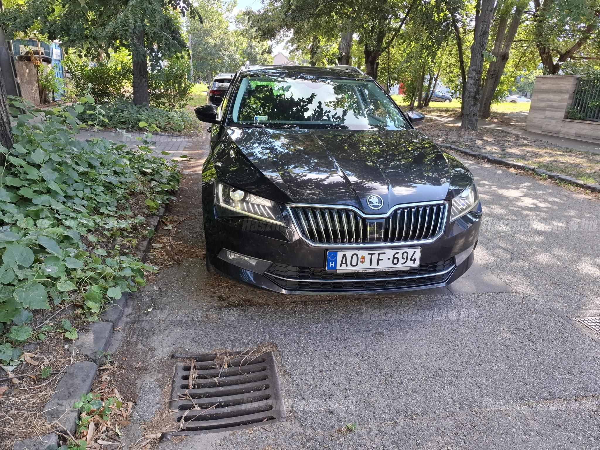 SKODA SUPERB 2018/2 - 1