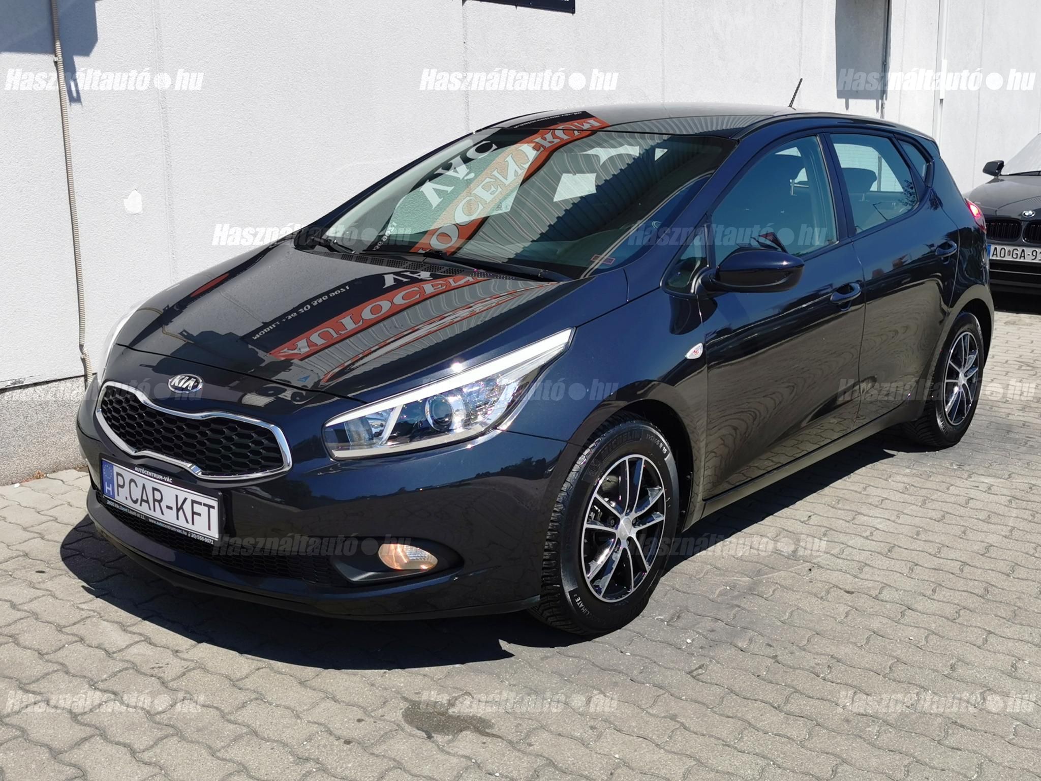 KIA CEE'D 2014/12 - 1