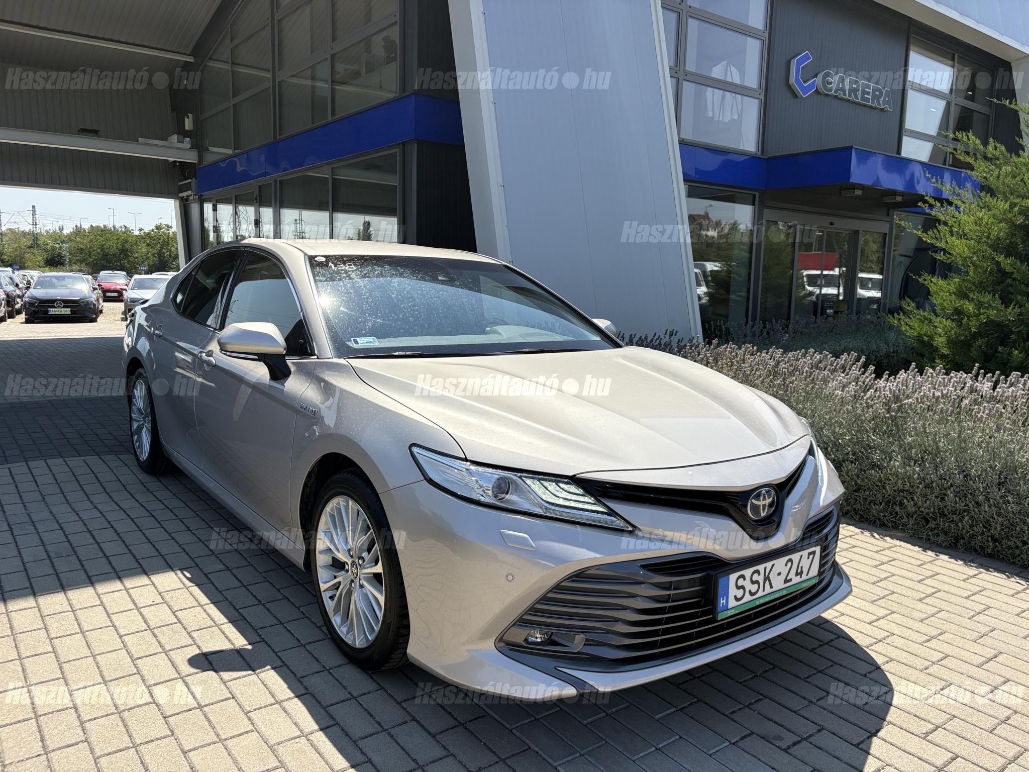TOYOTA CAMRY 2021/6 - 1
