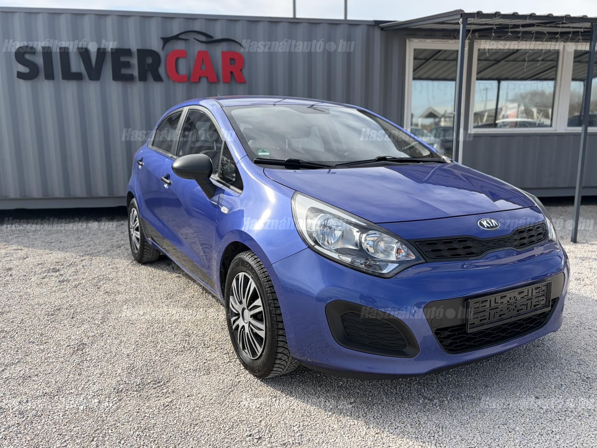 KIA RIO 2014/3 - 1